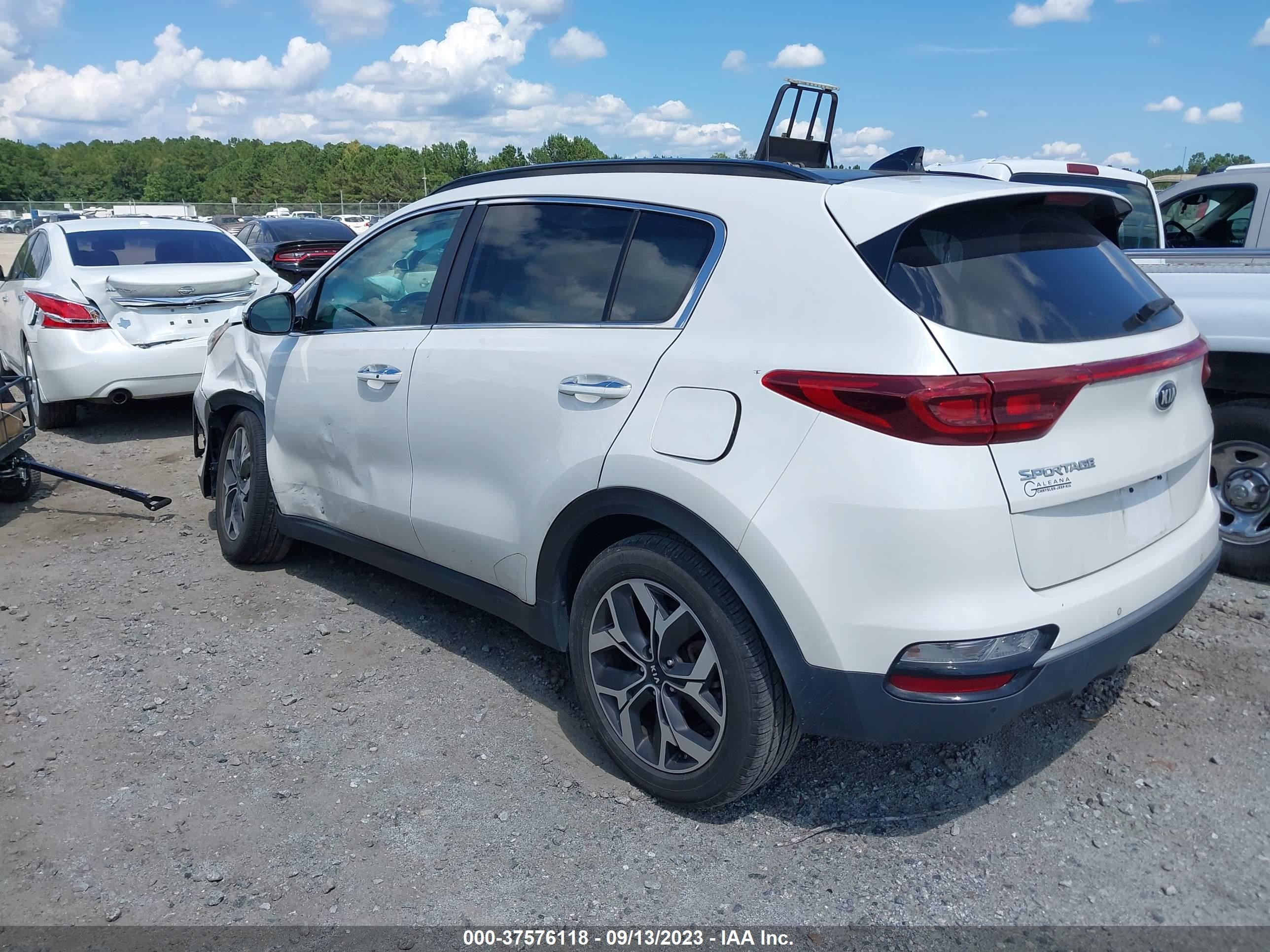 Photo 2 VIN: KNDPN3AC3L7805691 - KIA SPORTAGE 