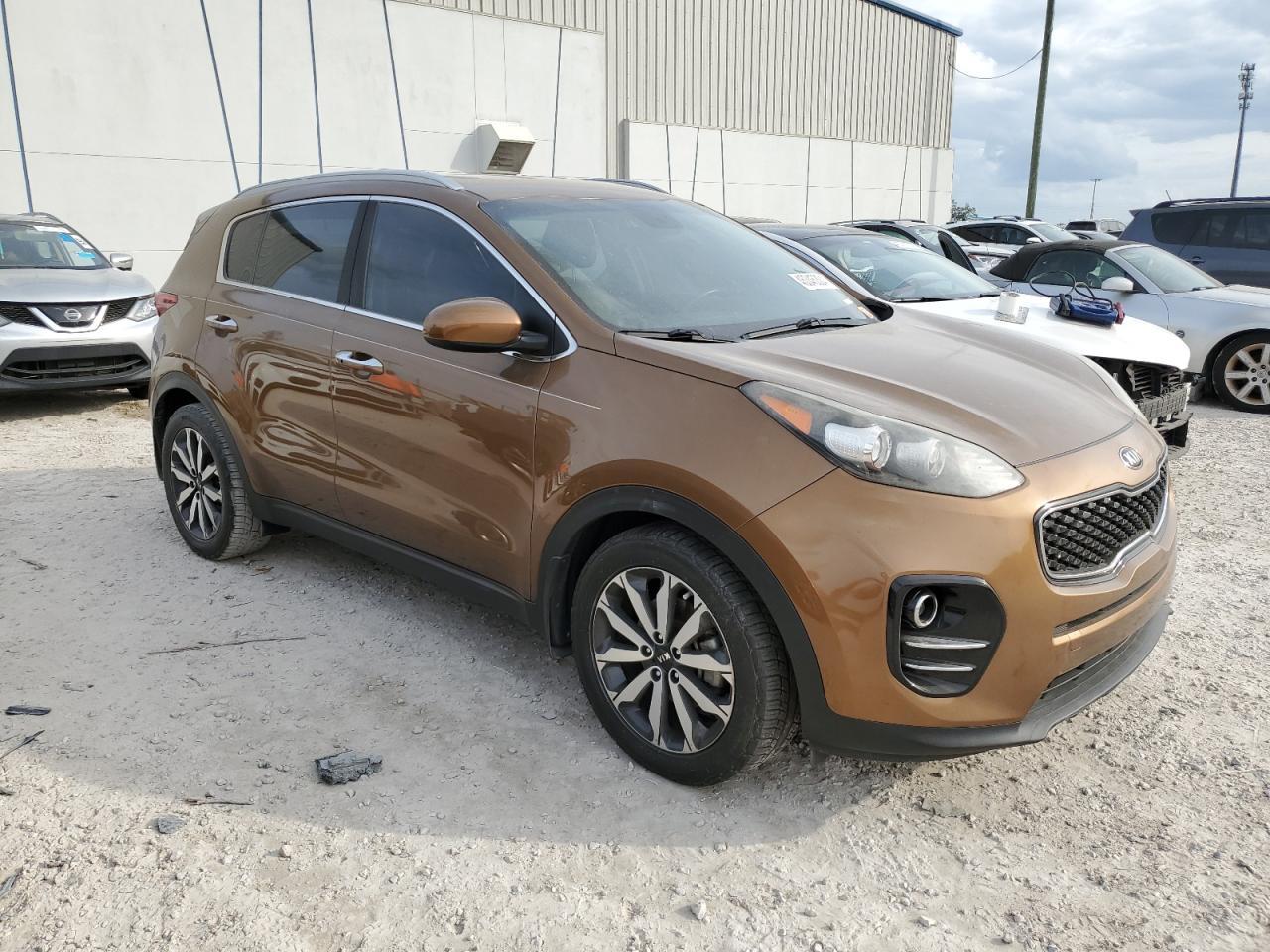 Photo 3 VIN: KNDPN3AC4H7098818 - KIA SPORTAGE 