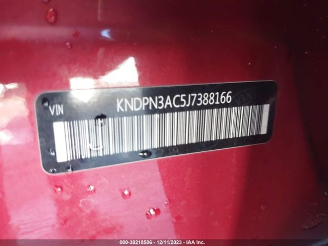 Photo 8 VIN: KNDPN3AC5J7388166 - KIA SPORTAGE 