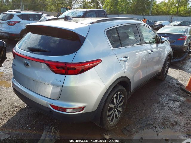 Photo 3 VIN: KNDPN3AC7J7479665 - KIA SPORTAGE 