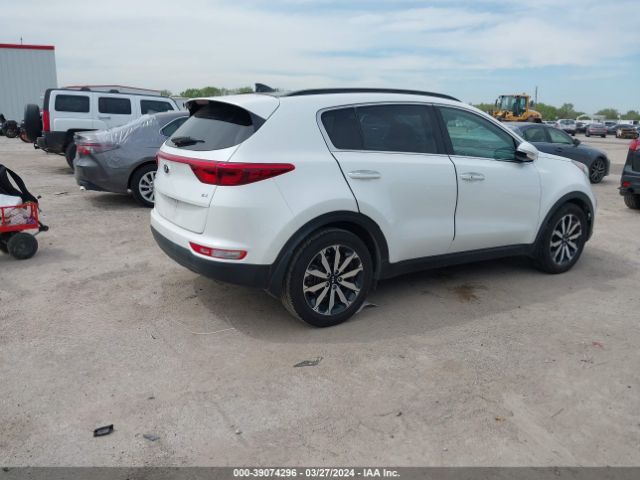 Photo 3 VIN: KNDPN3AC9J7330691 - KIA SPORTAGE 