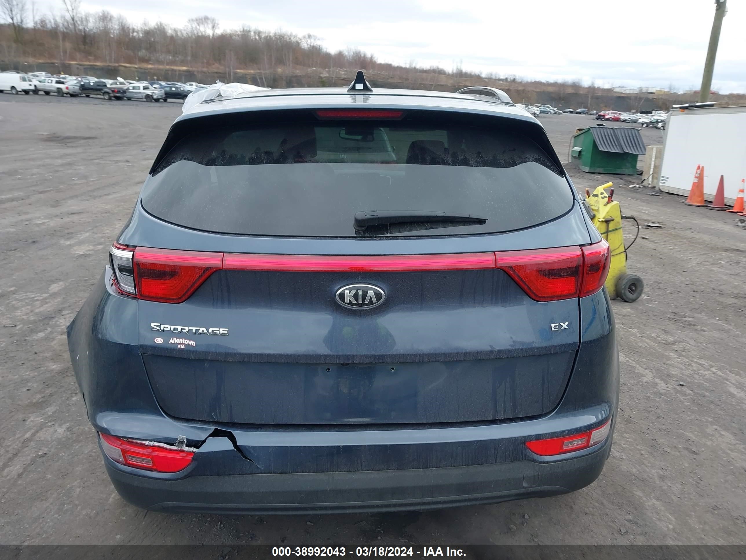 Photo 15 VIN: KNDPNCAC3J7428258 - KIA SPORTAGE 