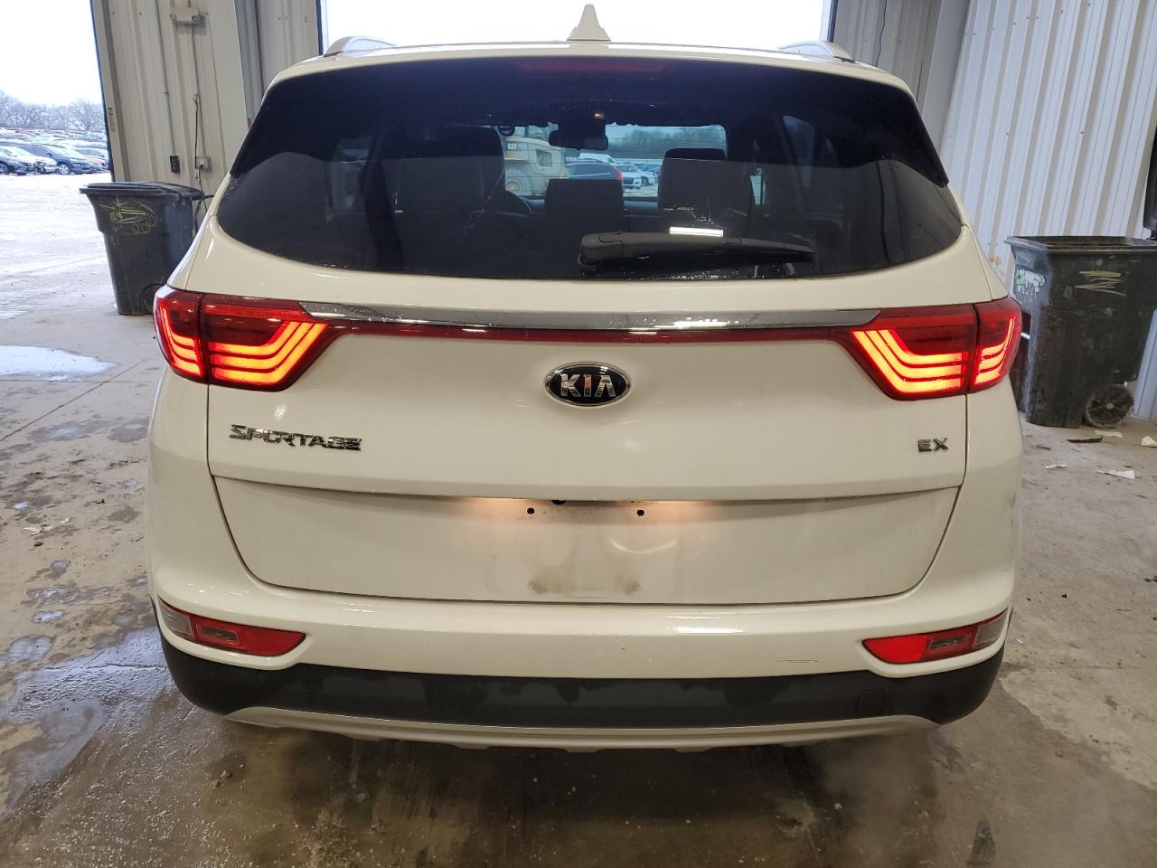 Photo 5 VIN: KNDPNCAC7J7451669 - KIA SPORTAGE 