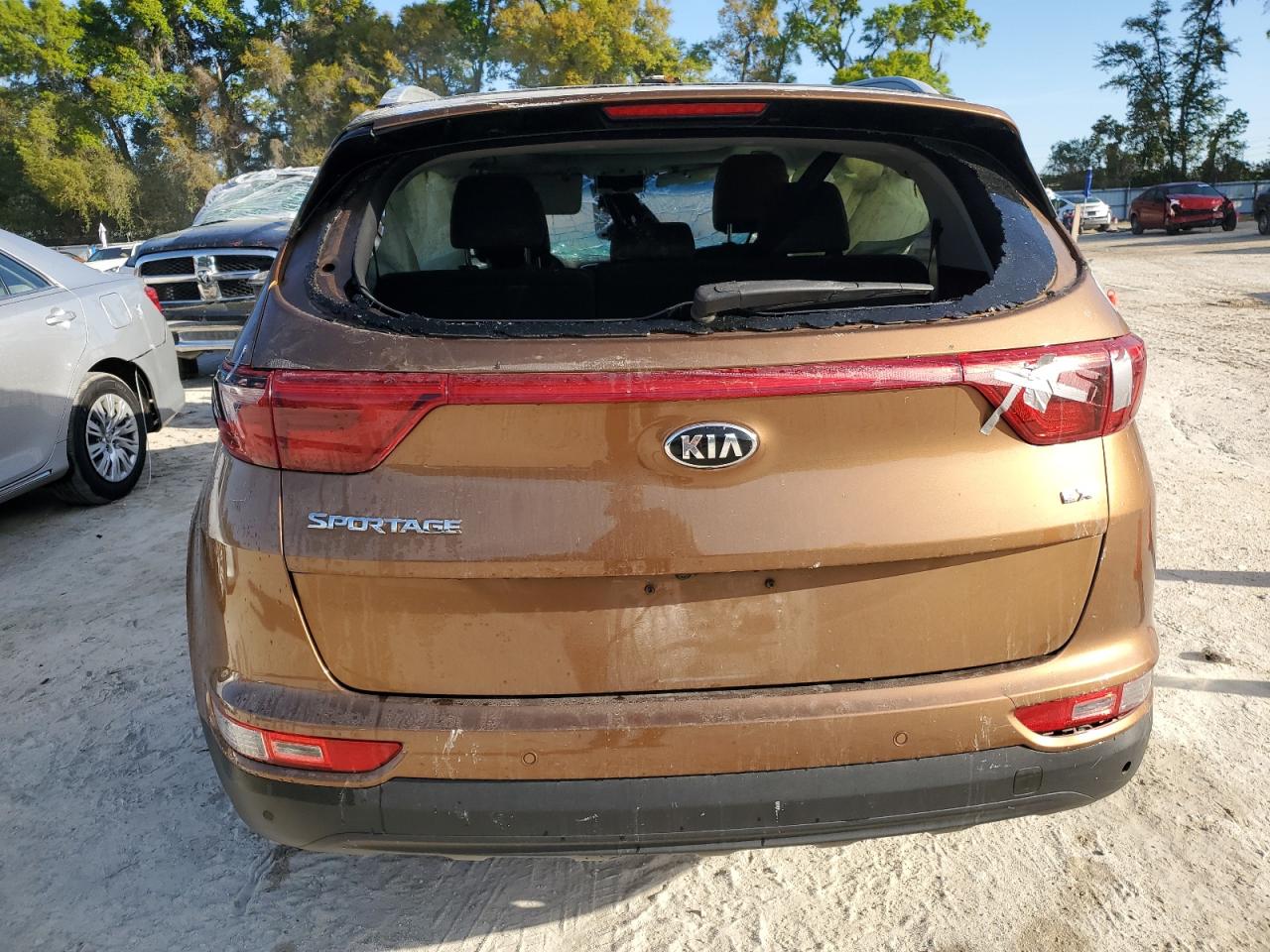 Photo 5 VIN: KNDPNCAC9H7257591 - KIA SPORTAGE 