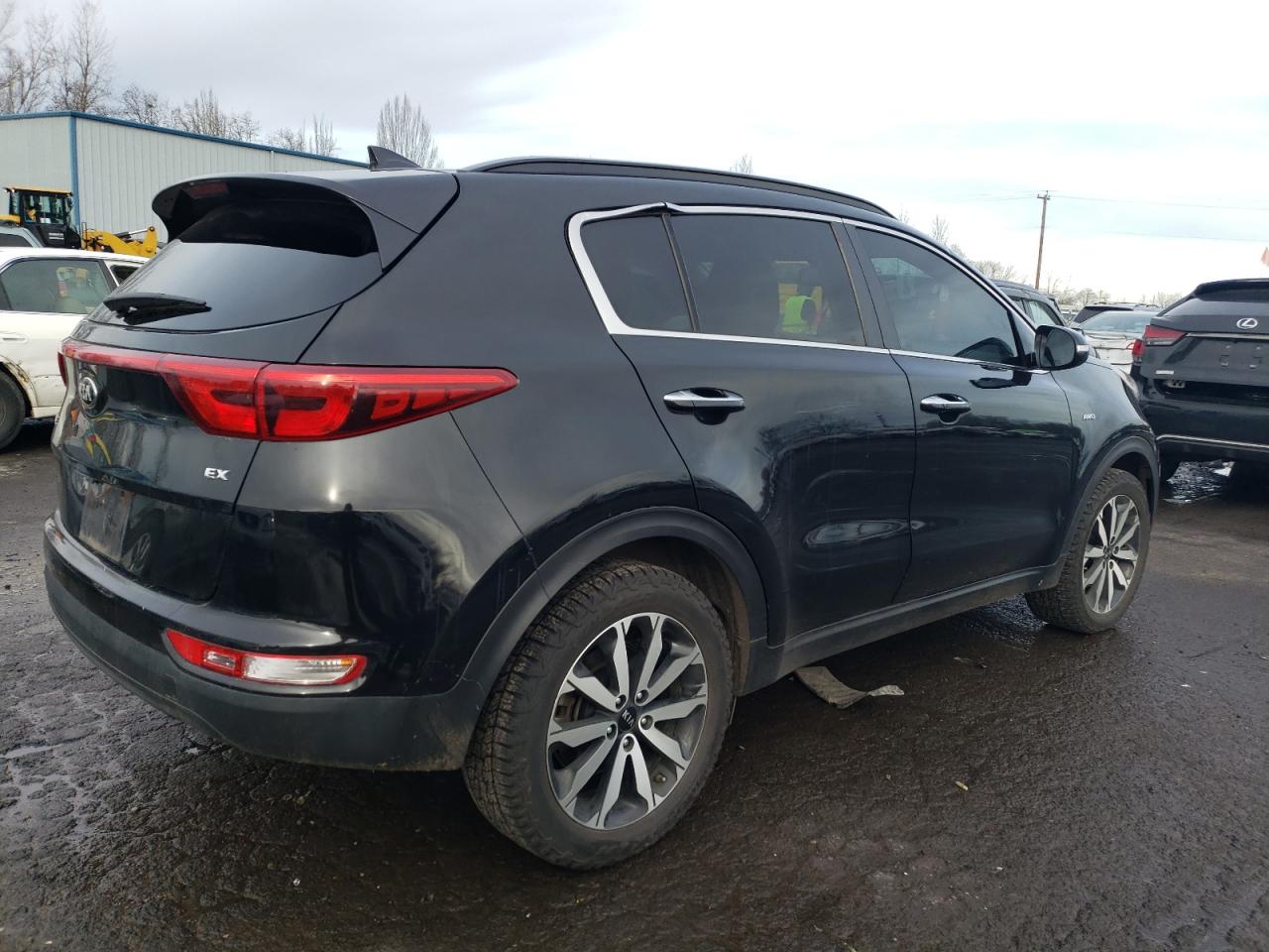 Photo 2 VIN: KNDPNCAC9J7325636 - KIA SPORTAGE 