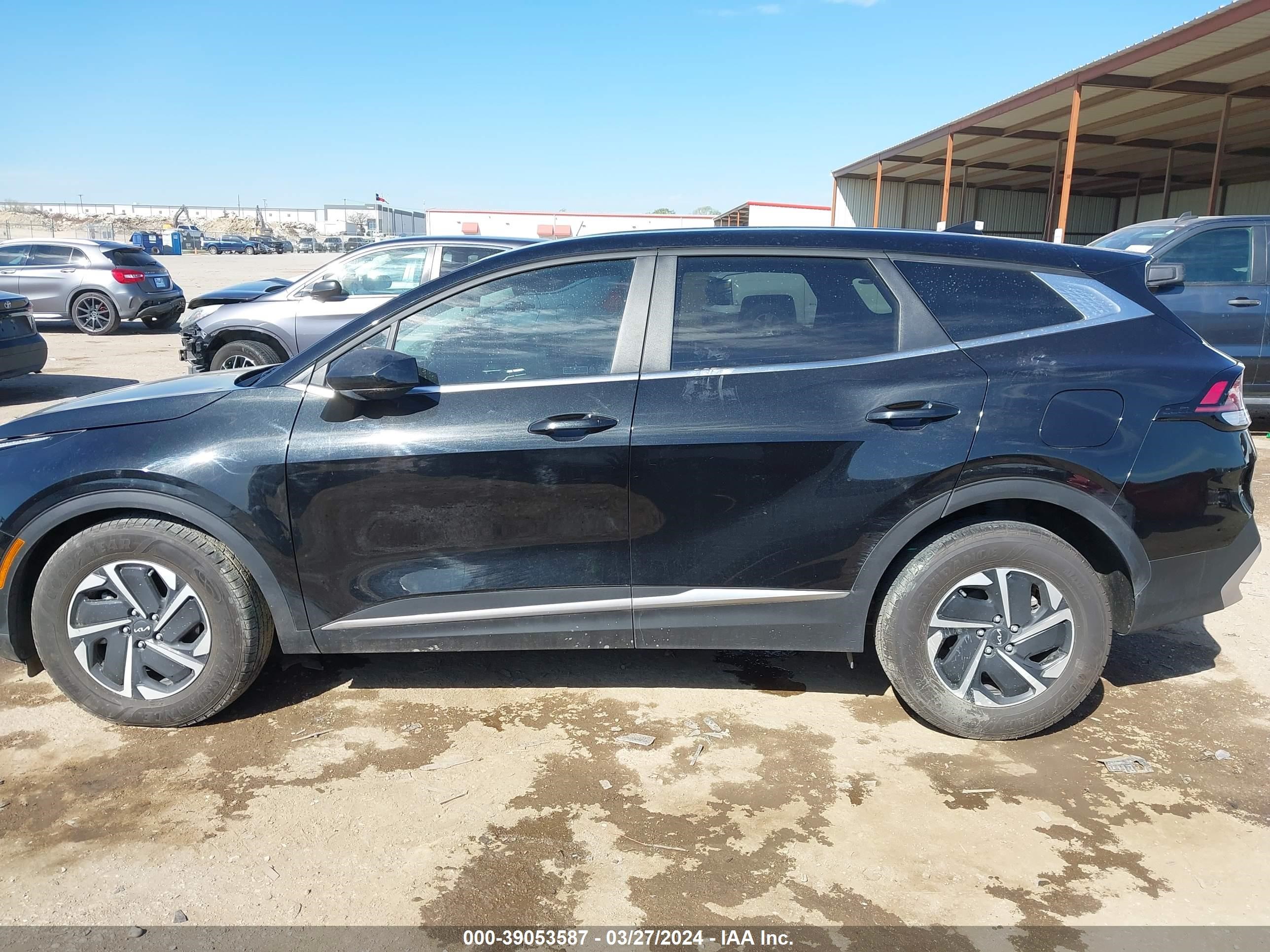 Photo 13 VIN: KNDPU3AG0P7060331 - KIA SPORTAGE 