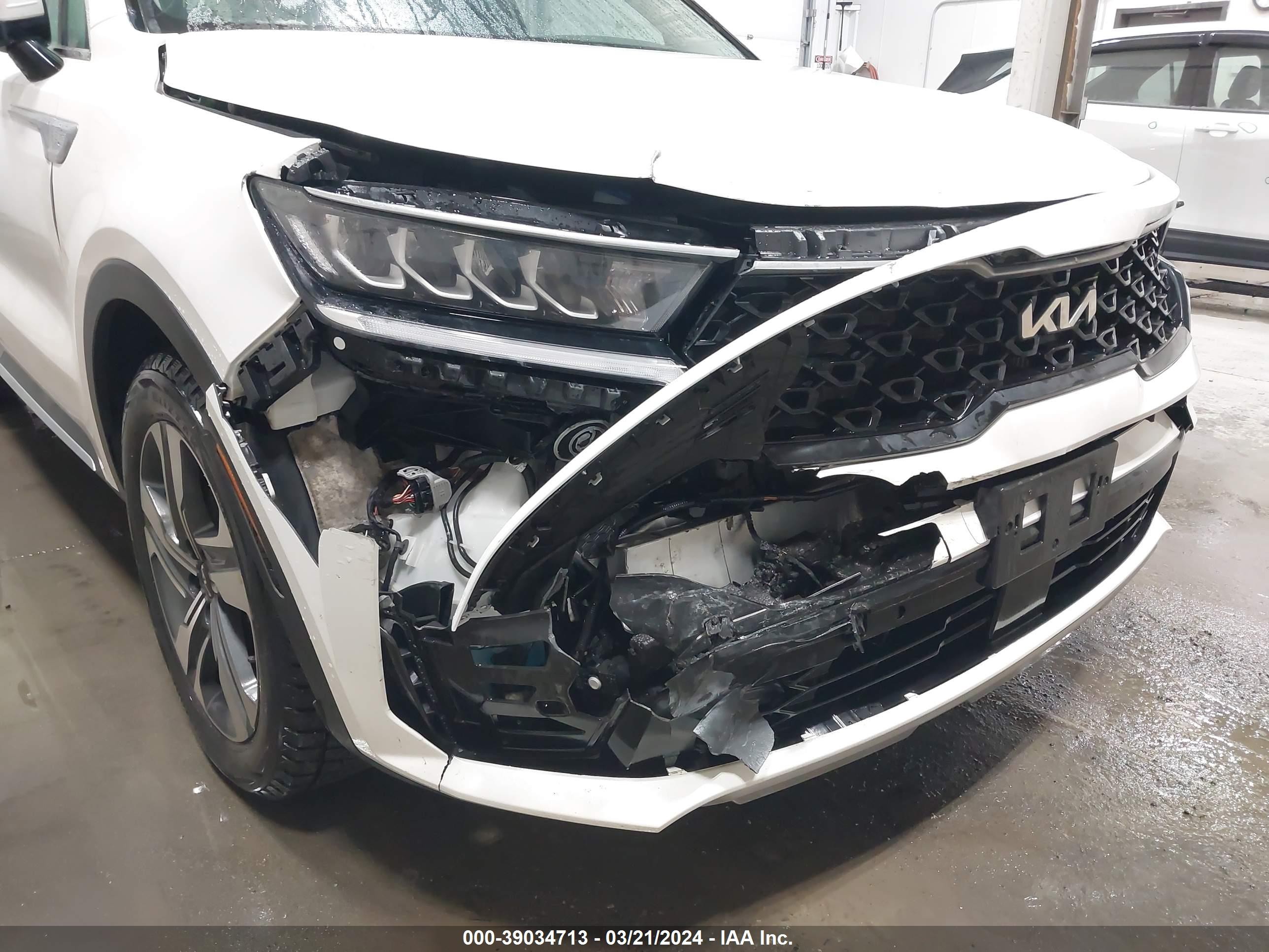 Photo 16 VIN: KNDRHDLG9N5113875 - KIA SORENTO HYBRID 