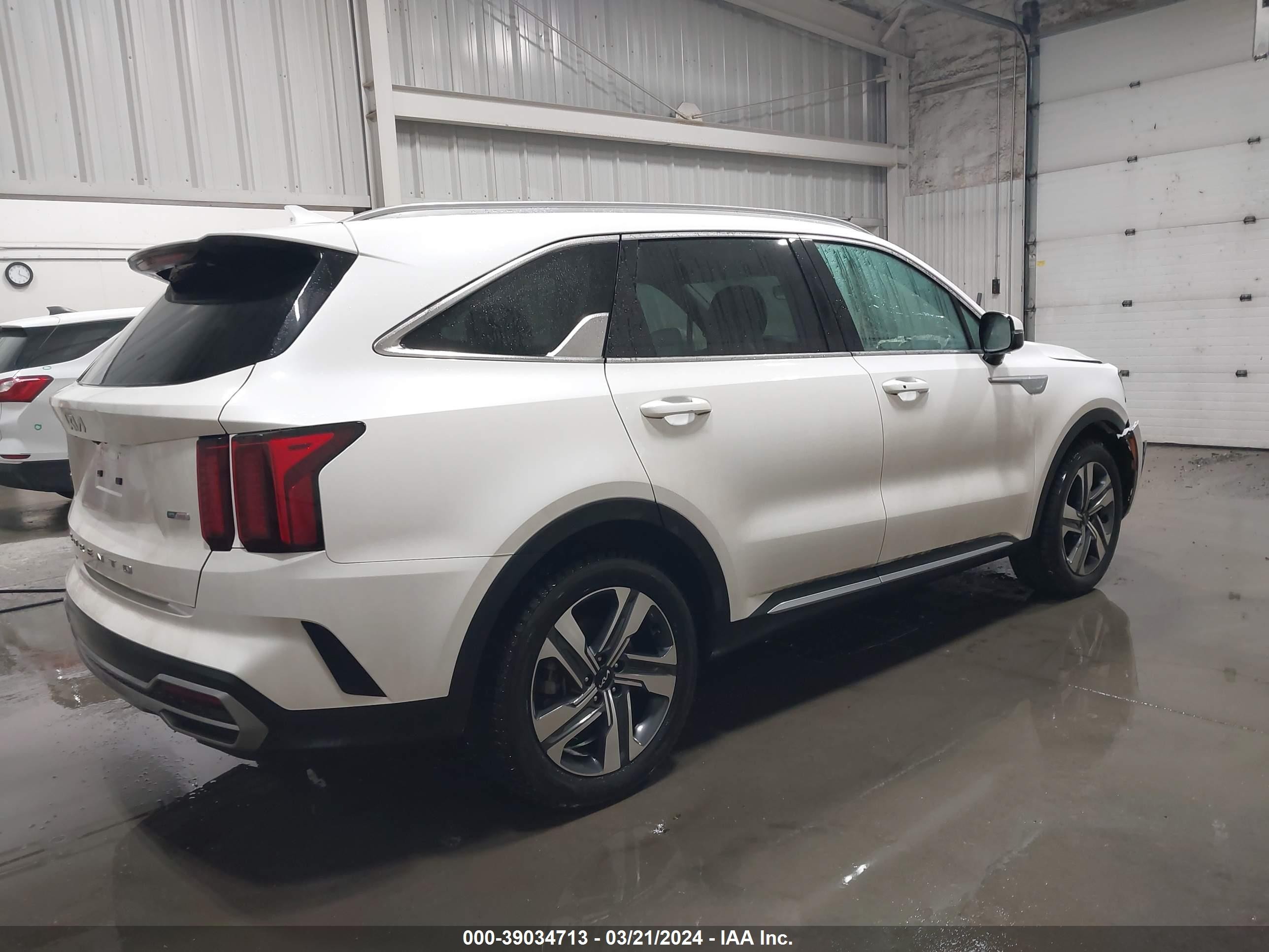 Photo 3 VIN: KNDRHDLG9N5113875 - KIA SORENTO HYBRID 