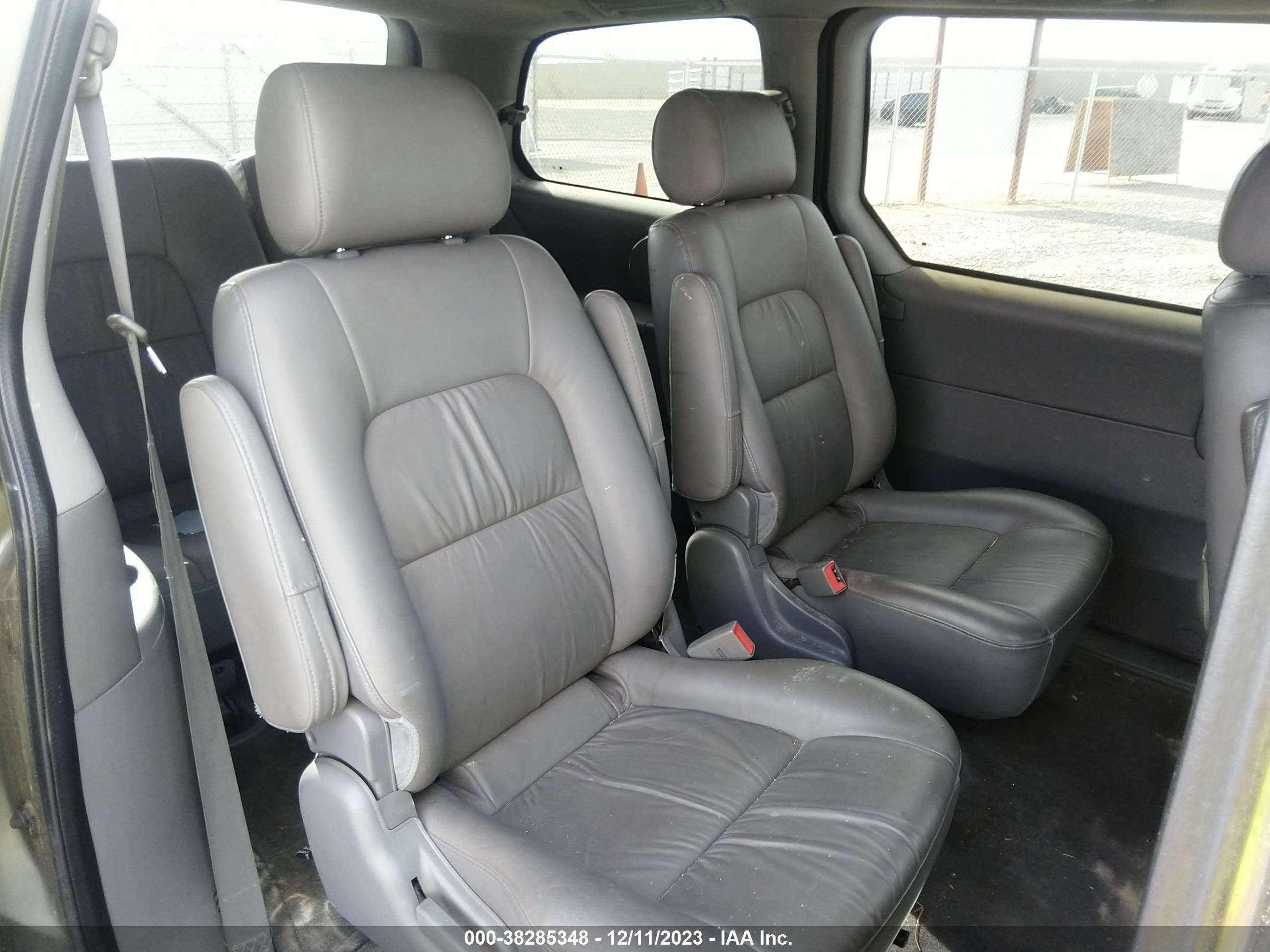 Photo 7 VIN: KNDUP131036373225 - KIA SEDONA 