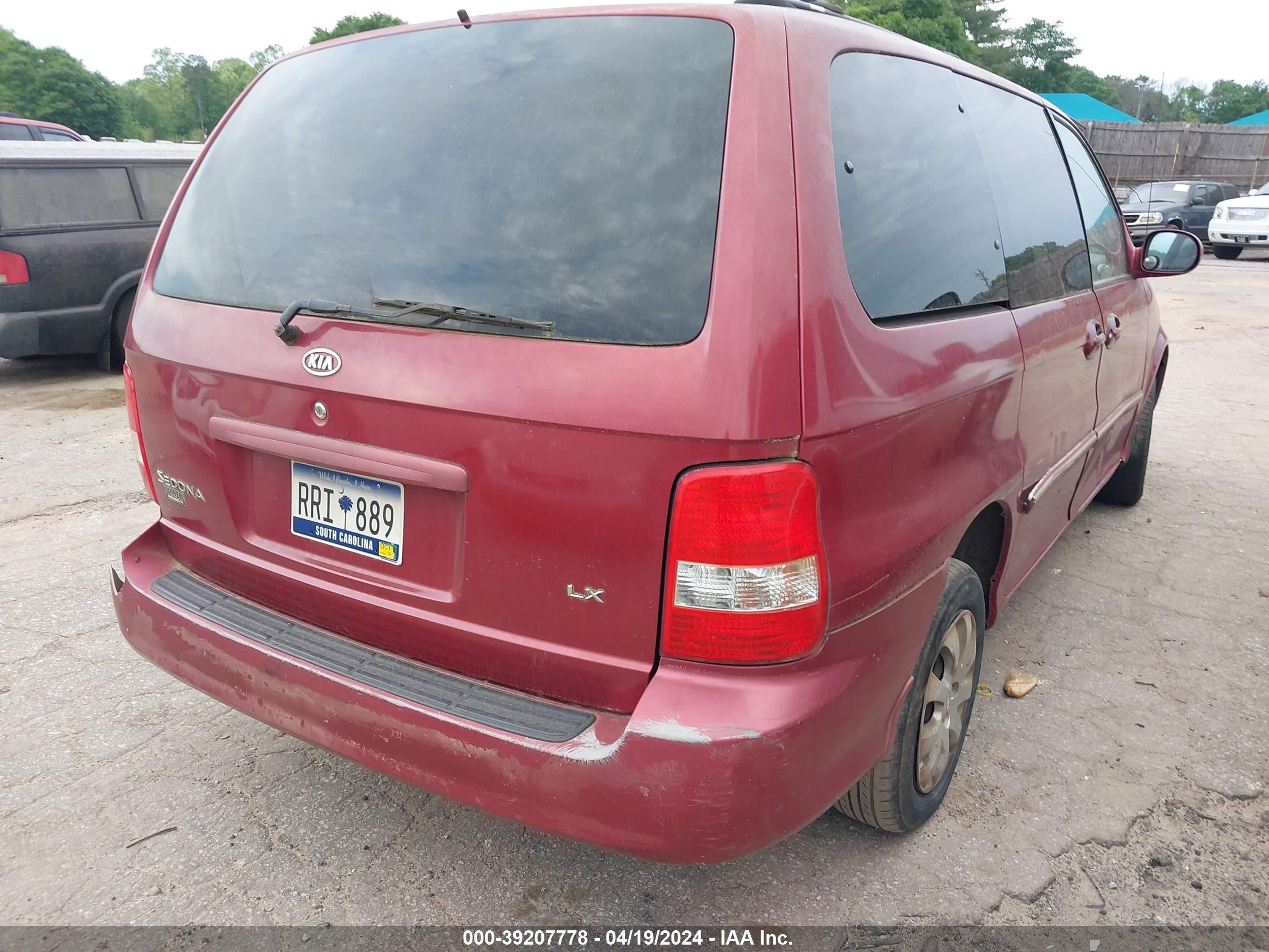 Photo 3 VIN: KNDUP131156628029 - KIA SEDONA 