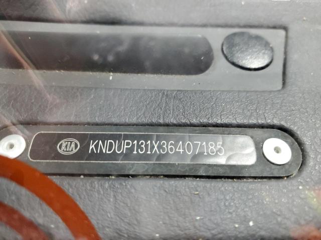 Photo 12 VIN: KNDUP131X36407185 - KIA SEDONA EX 