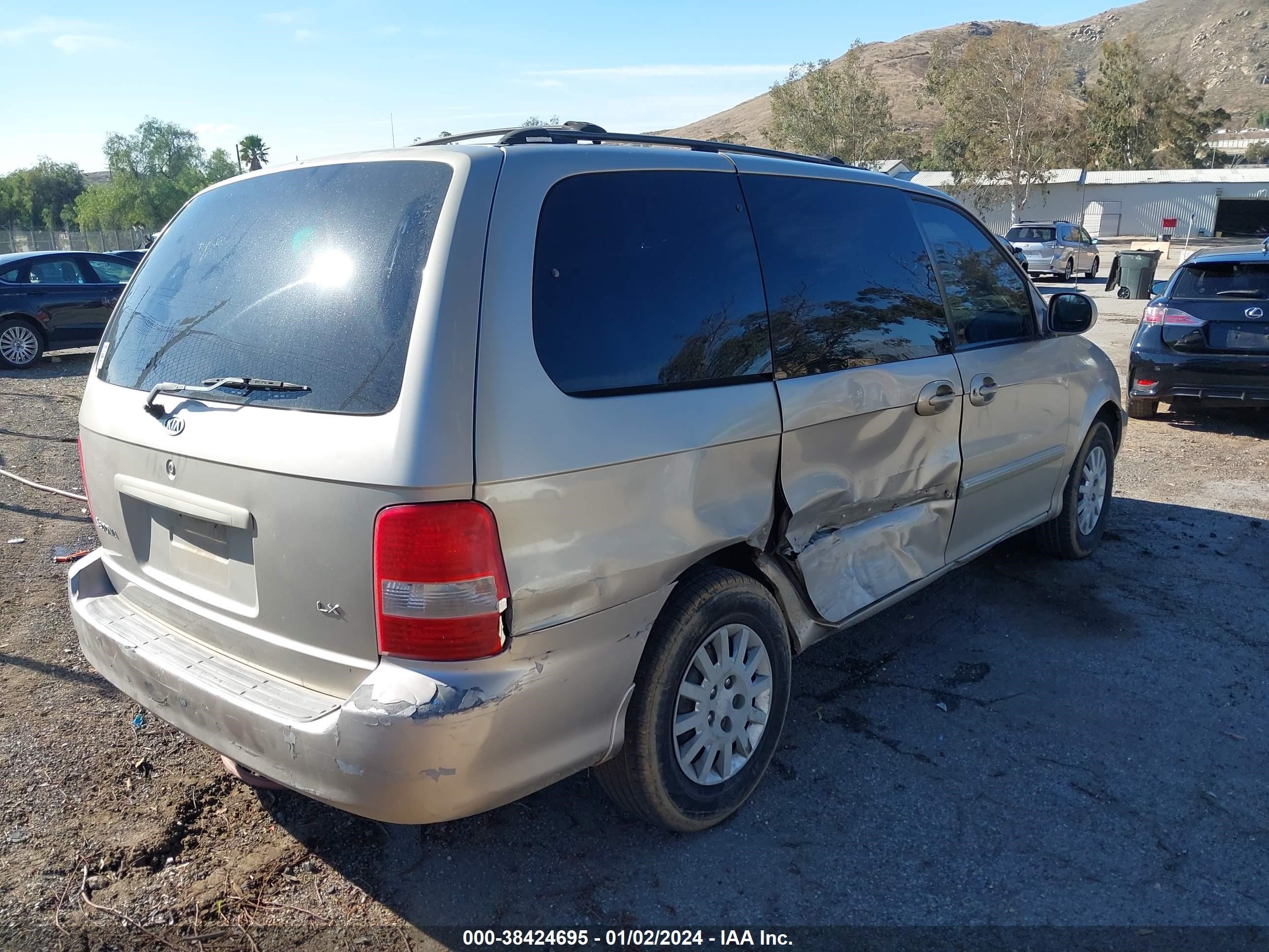 Photo 3 VIN: KNDUP131X36422947 - KIA SEDONA 