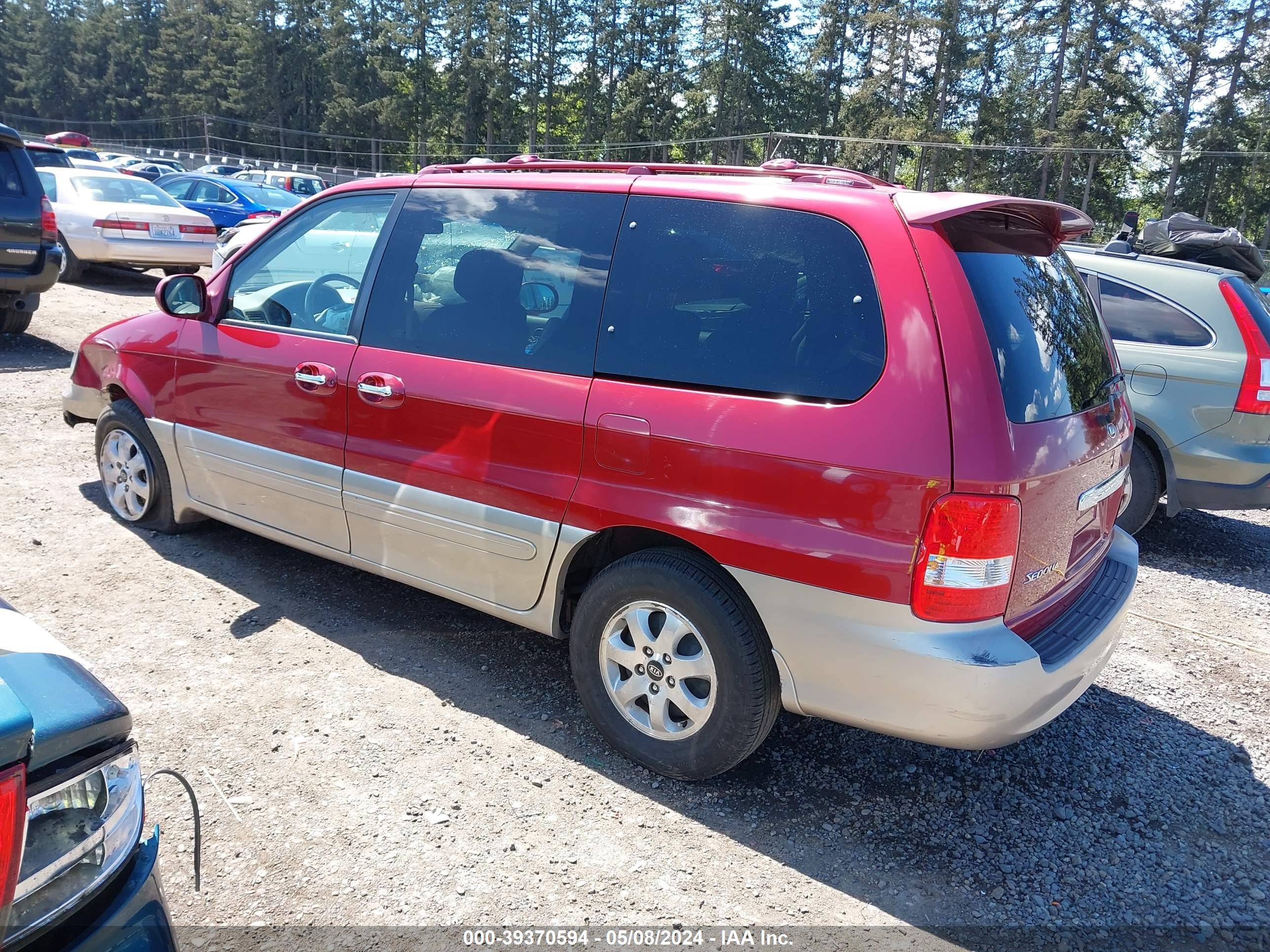 Photo 2 VIN: KNDUP132056690823 - KIA SEDONA 