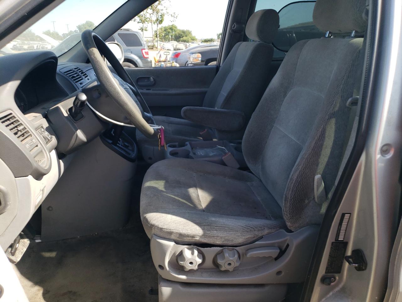 Photo 6 VIN: KNDUP132956729960 - KIA SEDONA 