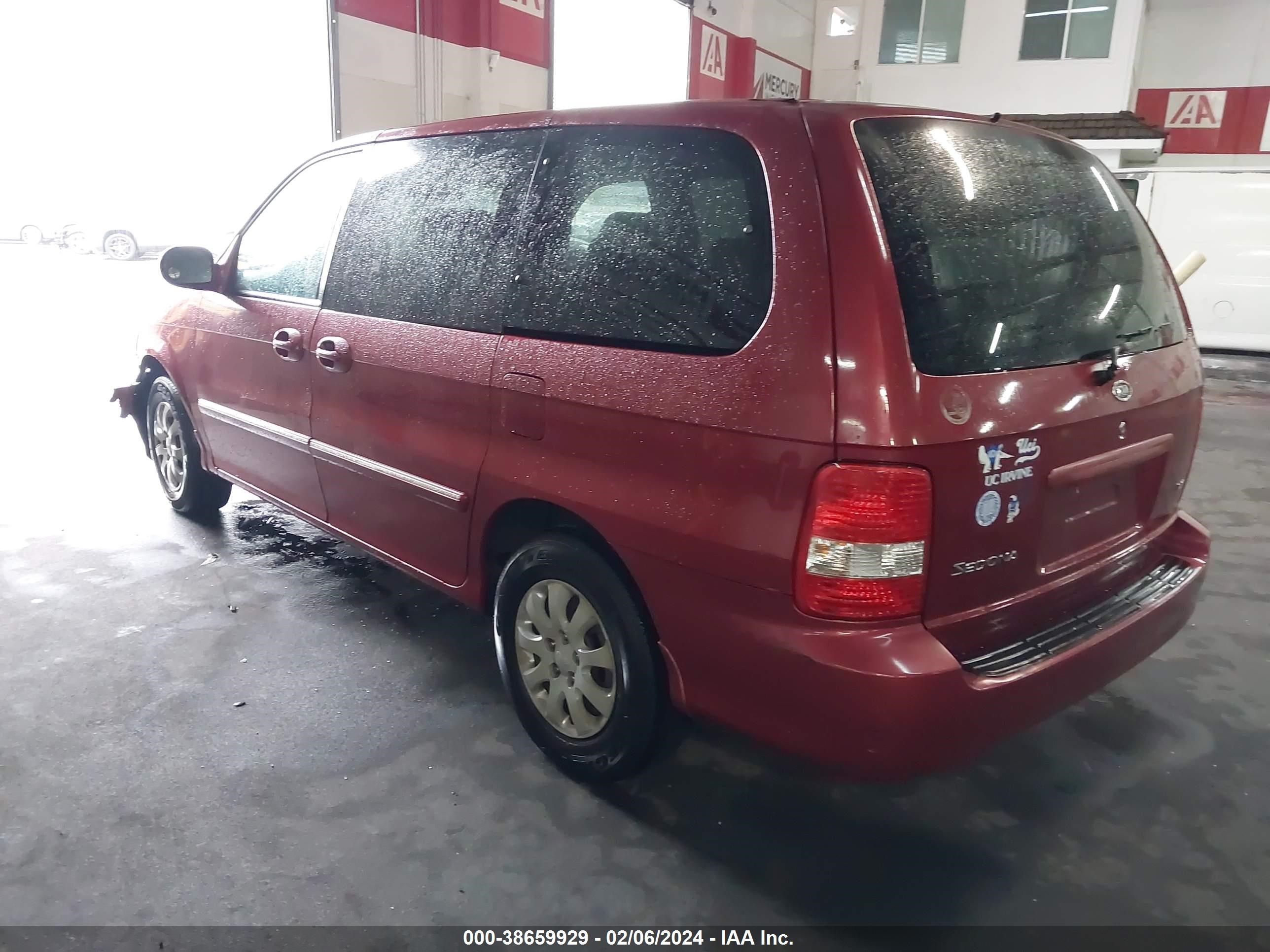 Photo 2 VIN: KNDUP132X56680980 - KIA SEDONA 