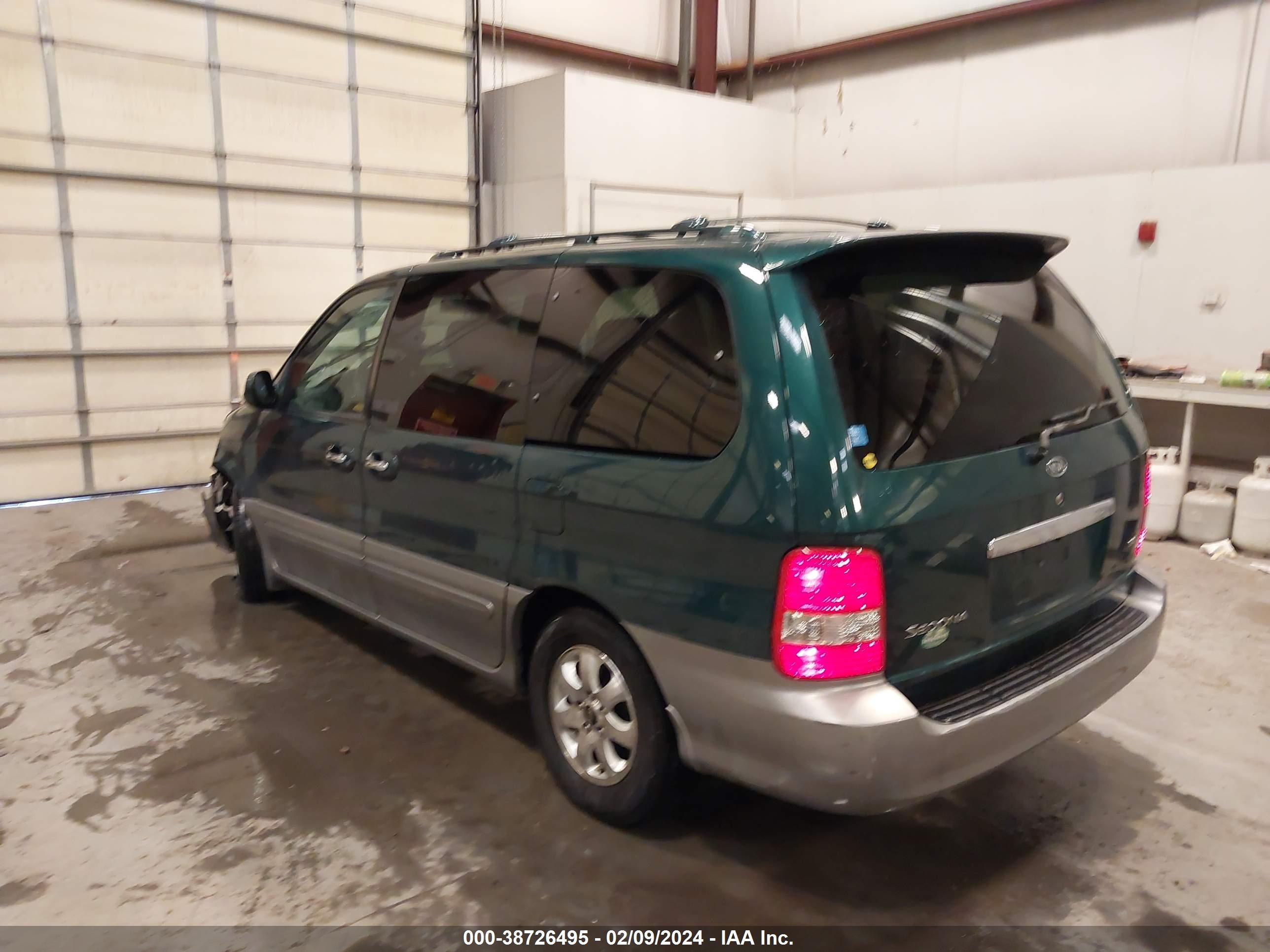 Photo 2 VIN: KNDUP132X56691087 - KIA SEDONA 