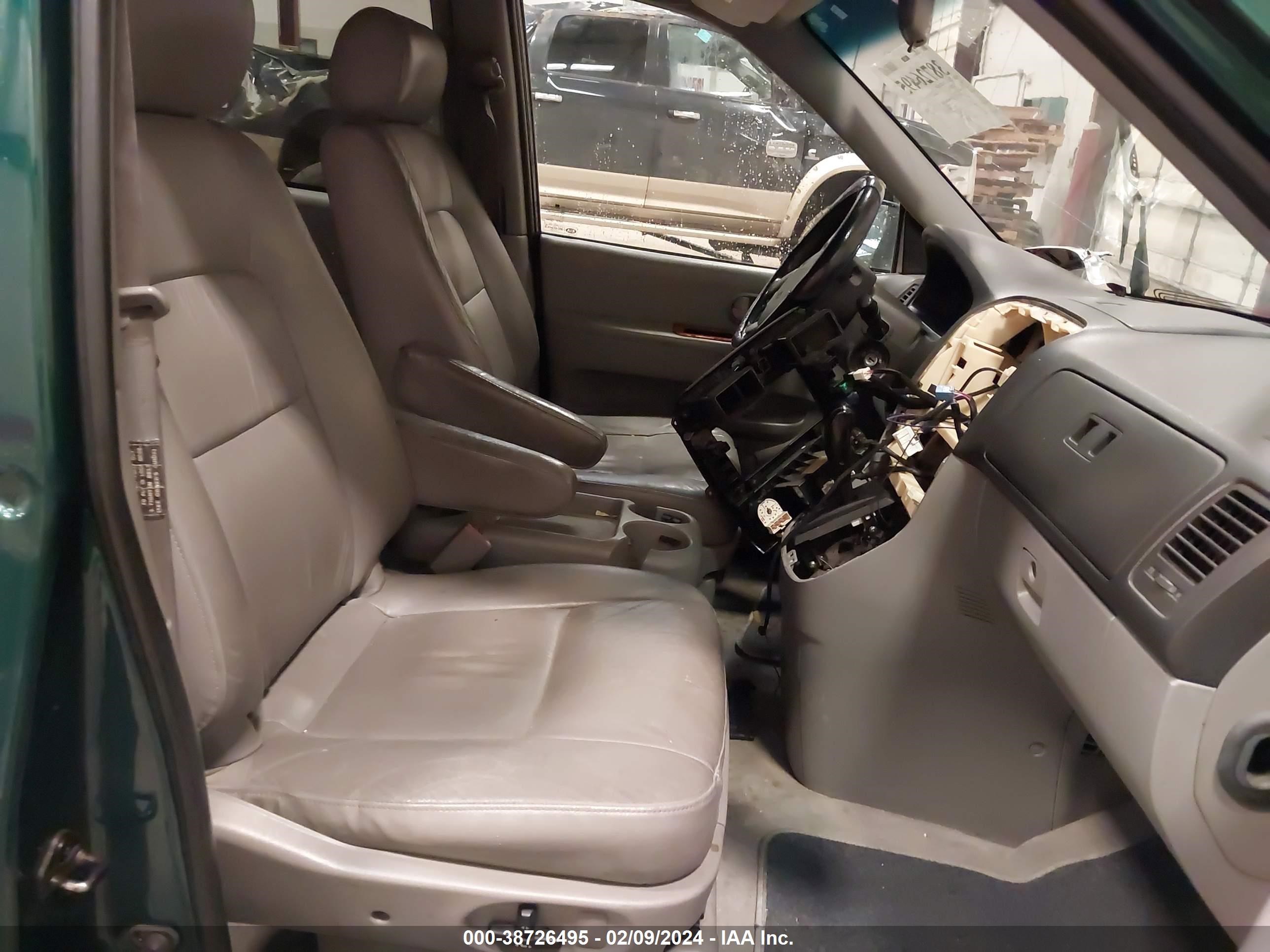 Photo 4 VIN: KNDUP132X56691087 - KIA SEDONA 