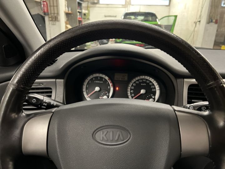 Photo 11 VIN: KNEDE241266047858 - KIA RIO 