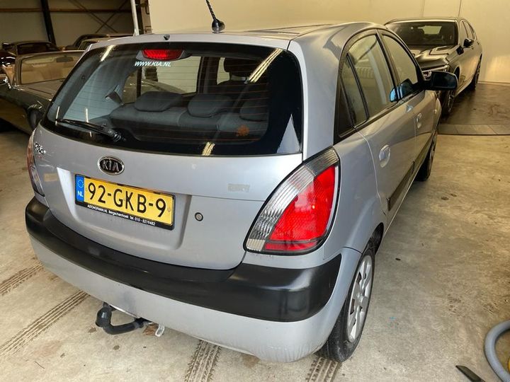 Photo 3 VIN: KNEDE241286385455 - KIA RIO 