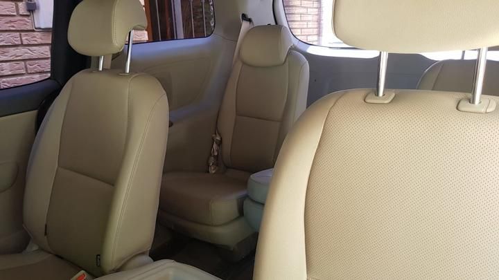 Photo 7 VIN: KNHMF37ABFS009966 - KIA GRAN CARNIVAL MPV 