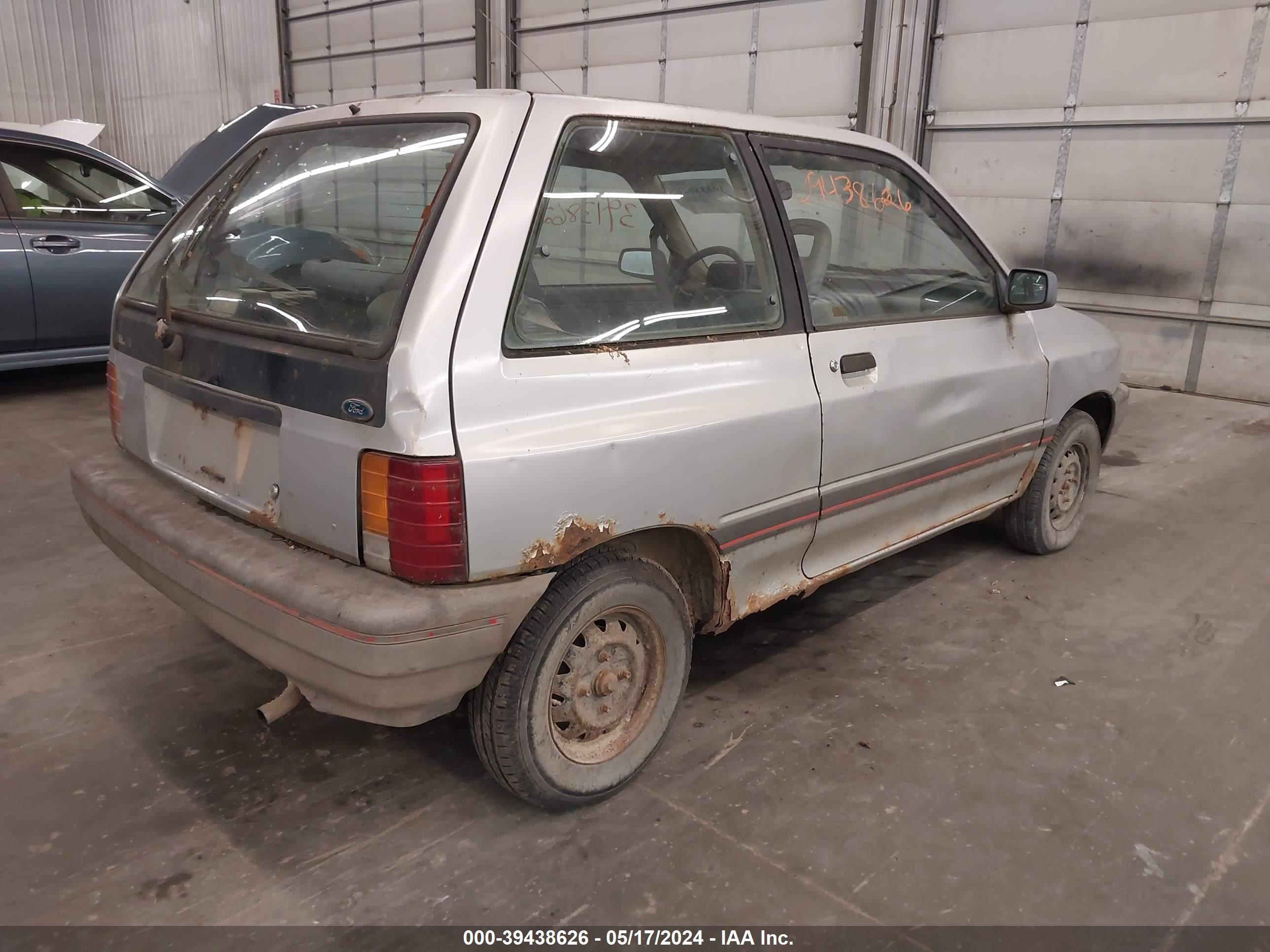 Photo 3 VIN: KNJPT07H7L6102380 - FORD FESTIVA 