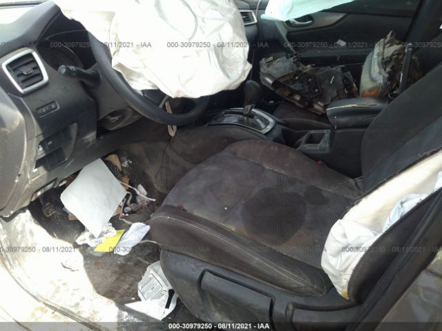 Photo 4 VIN: KNMAT2MT0GP608615 - NISSAN ROGUE 