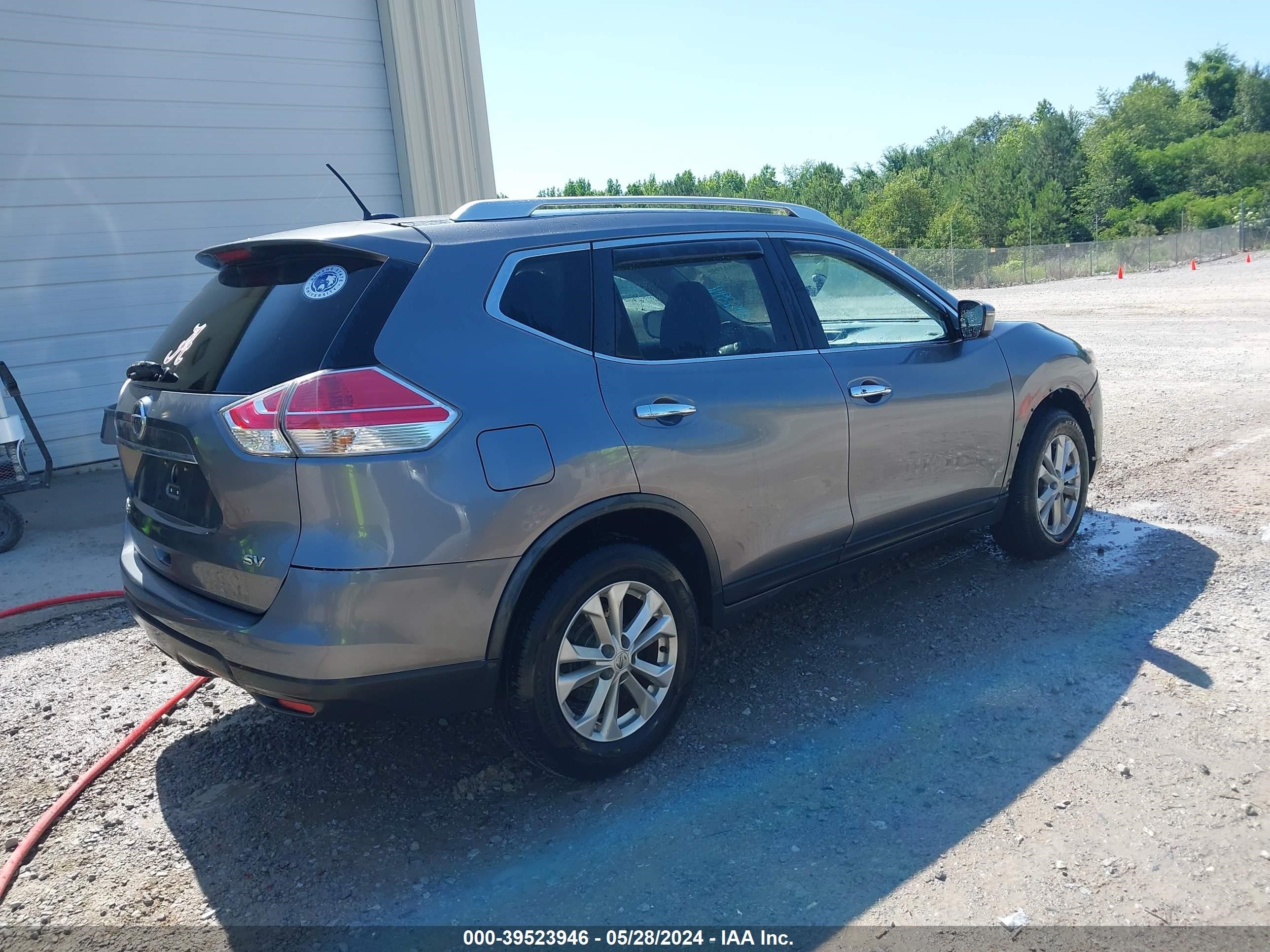 Photo 3 VIN: KNMAT2MT0GP715826 - NISSAN ROGUE 