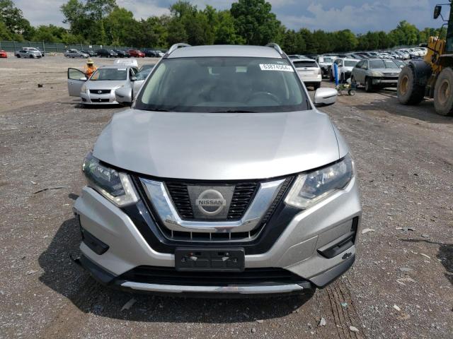 Photo 4 VIN: KNMAT2MT0HP612956 - NISSAN ROGUE 