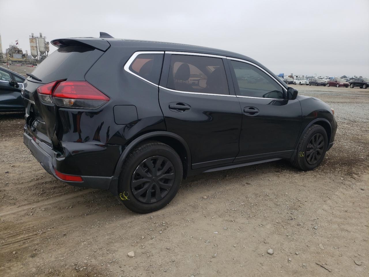 Photo 2 VIN: KNMAT2MT0JP512331 - NISSAN ROGUE 