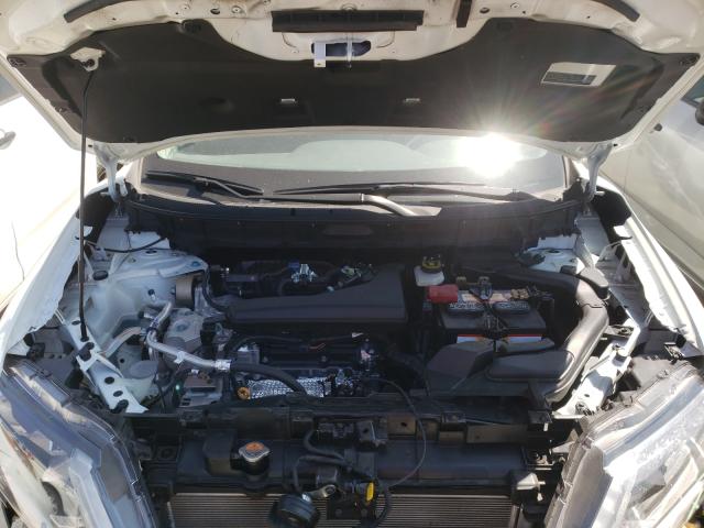 Photo 6 VIN: KNMAT2MT0JP517870 - NISSAN ROGUE S 