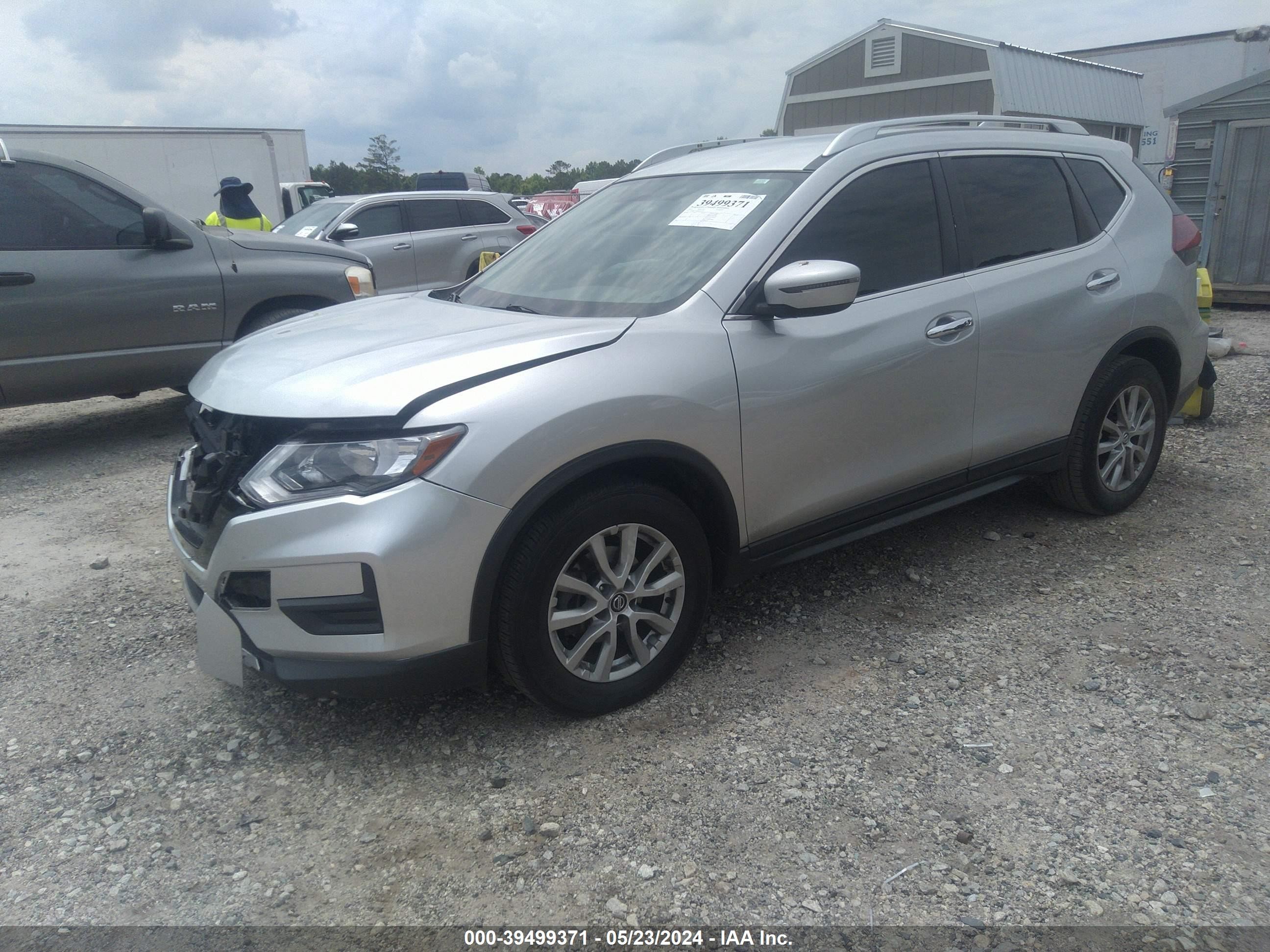 Photo 1 VIN: KNMAT2MT0JP544325 - NISSAN ROGUE 