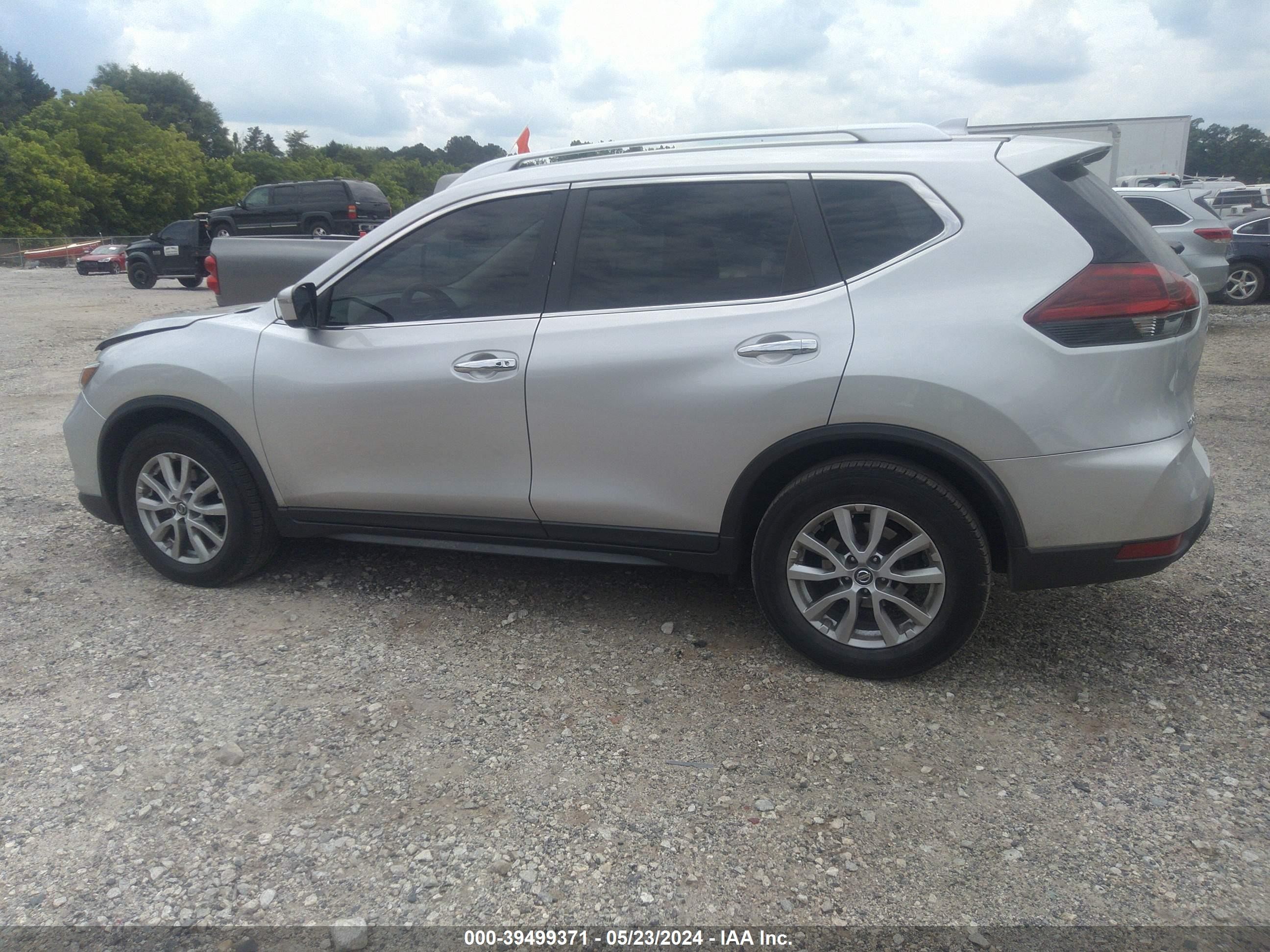 Photo 13 VIN: KNMAT2MT0JP544325 - NISSAN ROGUE 