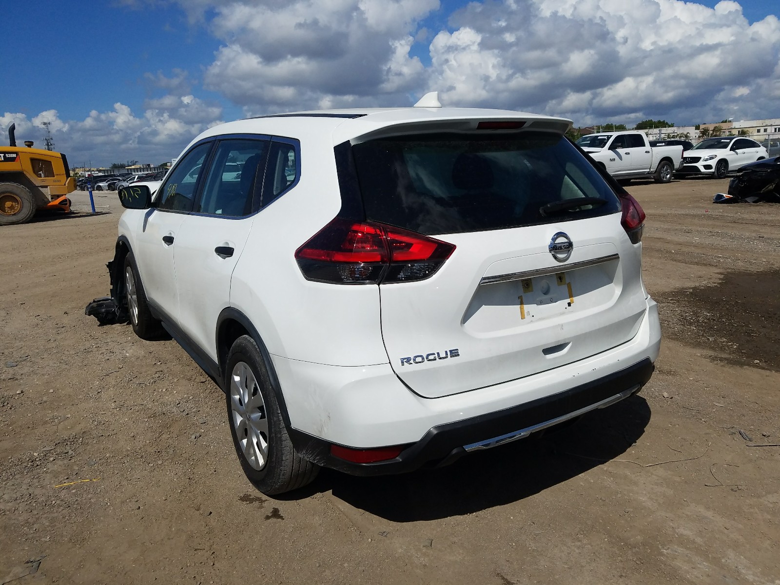 Photo 2 VIN: KNMAT2MT0JP547998 - NISSAN ROGUE S 