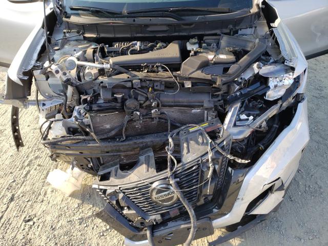 Photo 6 VIN: KNMAT2MT0JP559407 - NISSAN ROGUE S 