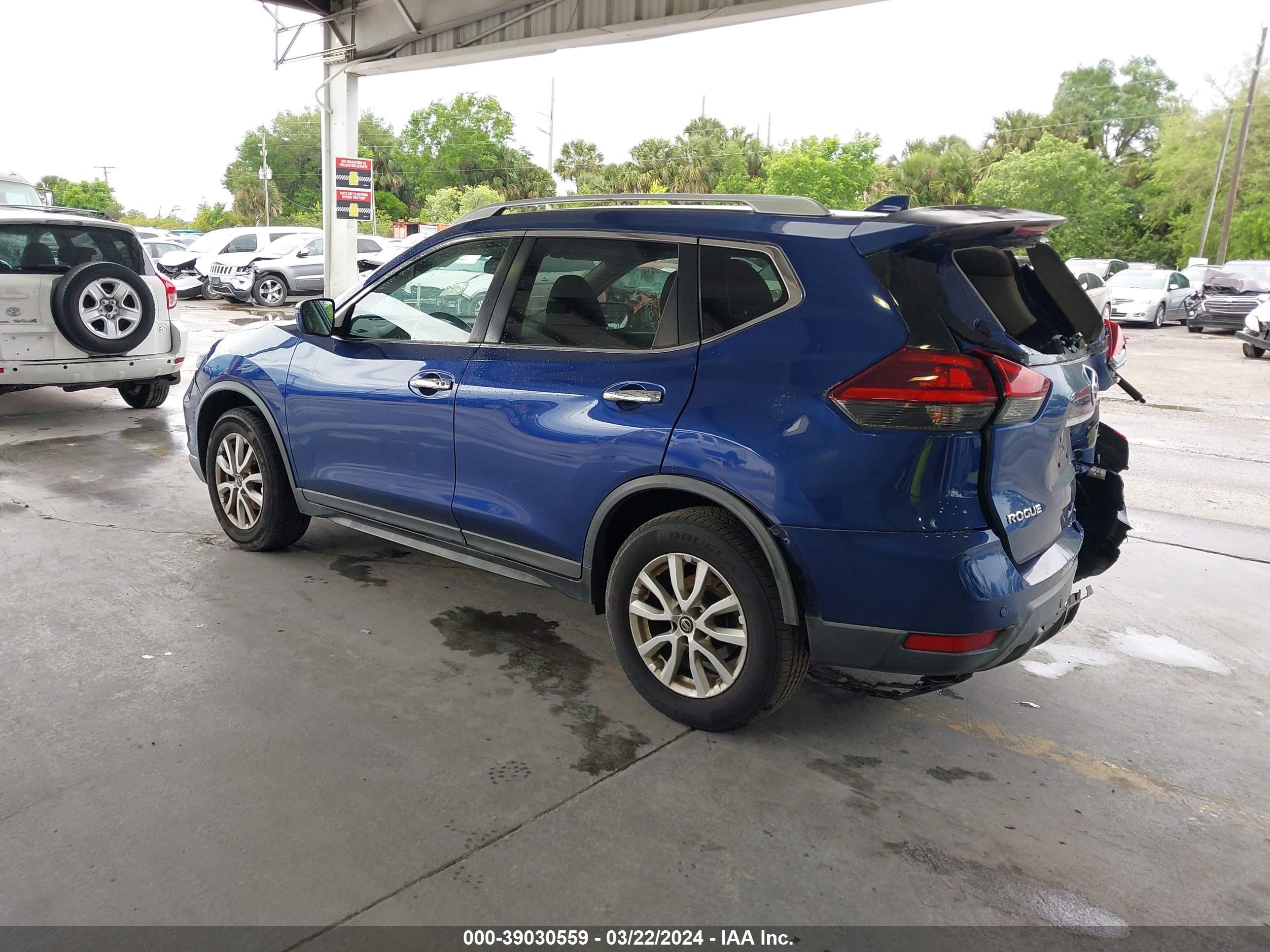 Photo 2 VIN: KNMAT2MT0KP506823 - NISSAN ROGUE 