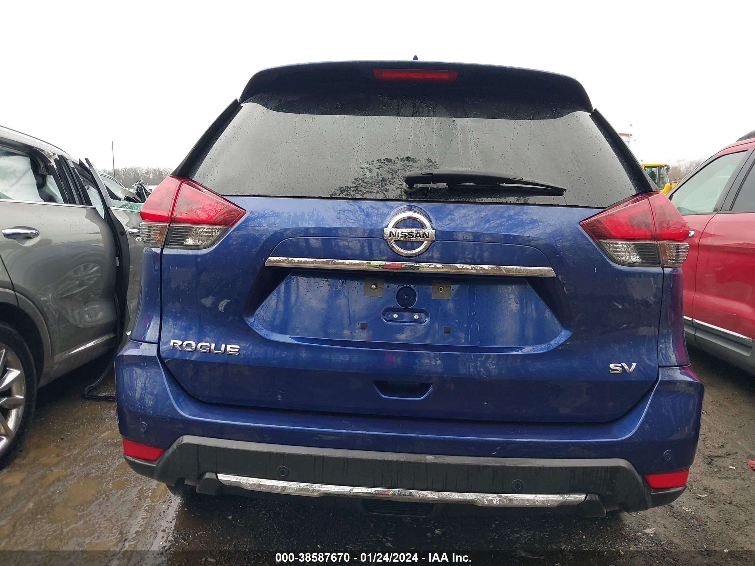 Photo 15 VIN: KNMAT2MT0LP513403 - NISSAN ROGUE 