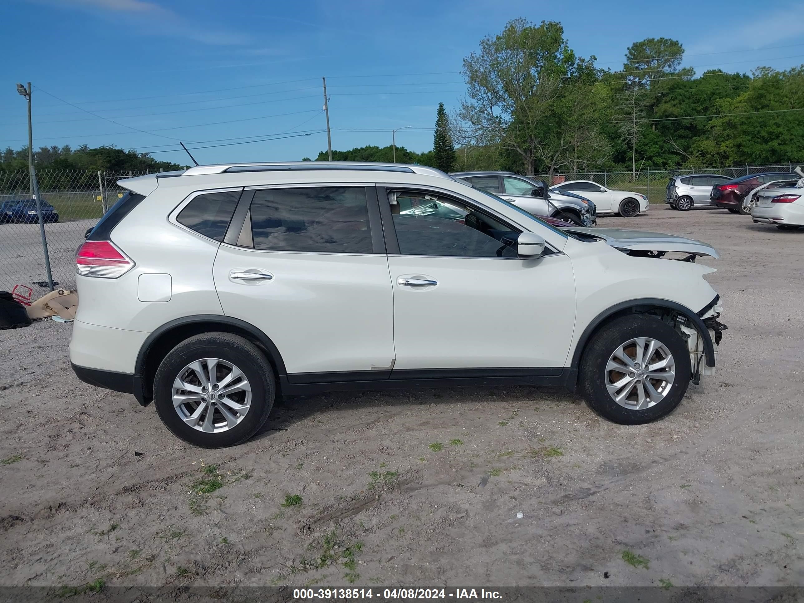 Photo 12 VIN: KNMAT2MT1GP620420 - NISSAN ROGUE 