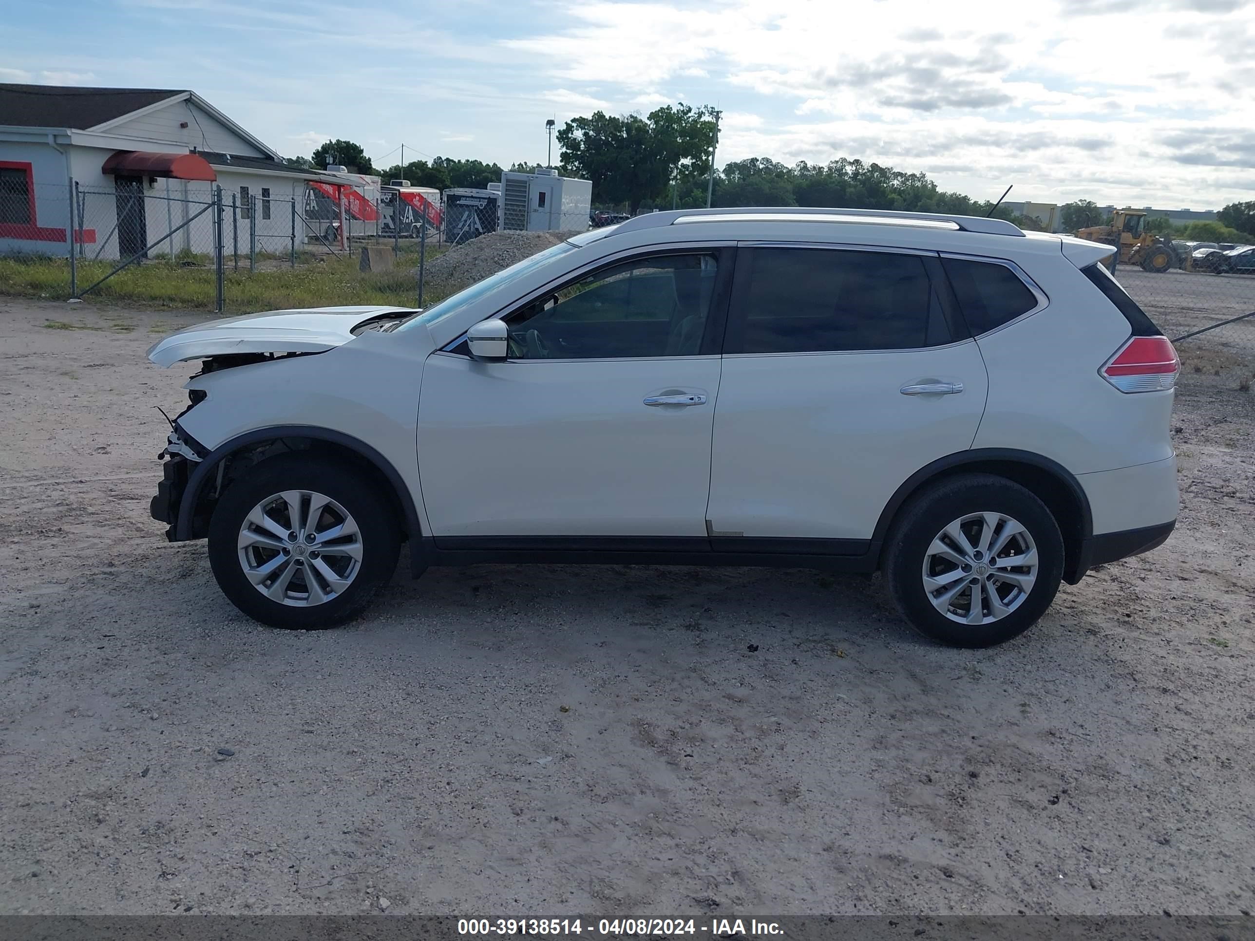 Photo 13 VIN: KNMAT2MT1GP620420 - NISSAN ROGUE 