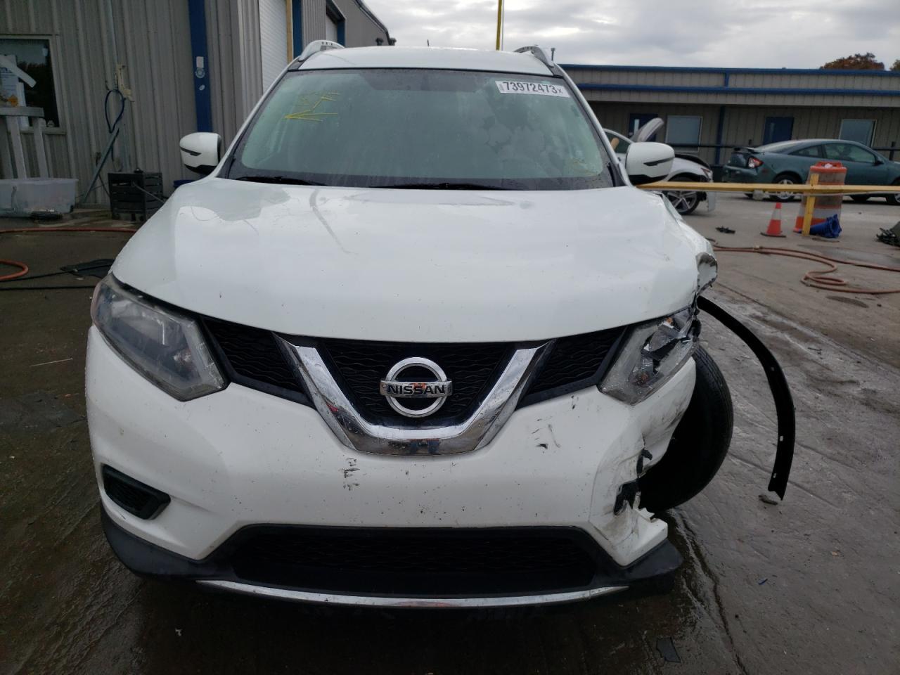 Photo 4 VIN: KNMAT2MT1GP637962 - NISSAN ROGUE 