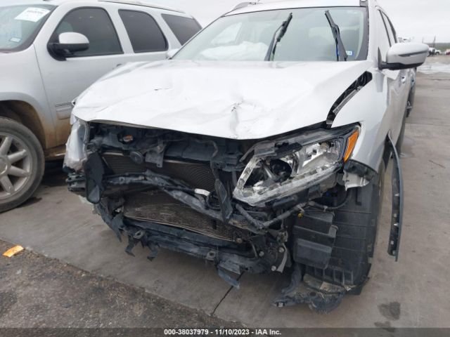 Photo 5 VIN: KNMAT2MT1GP717617 - NISSAN ROGUE 