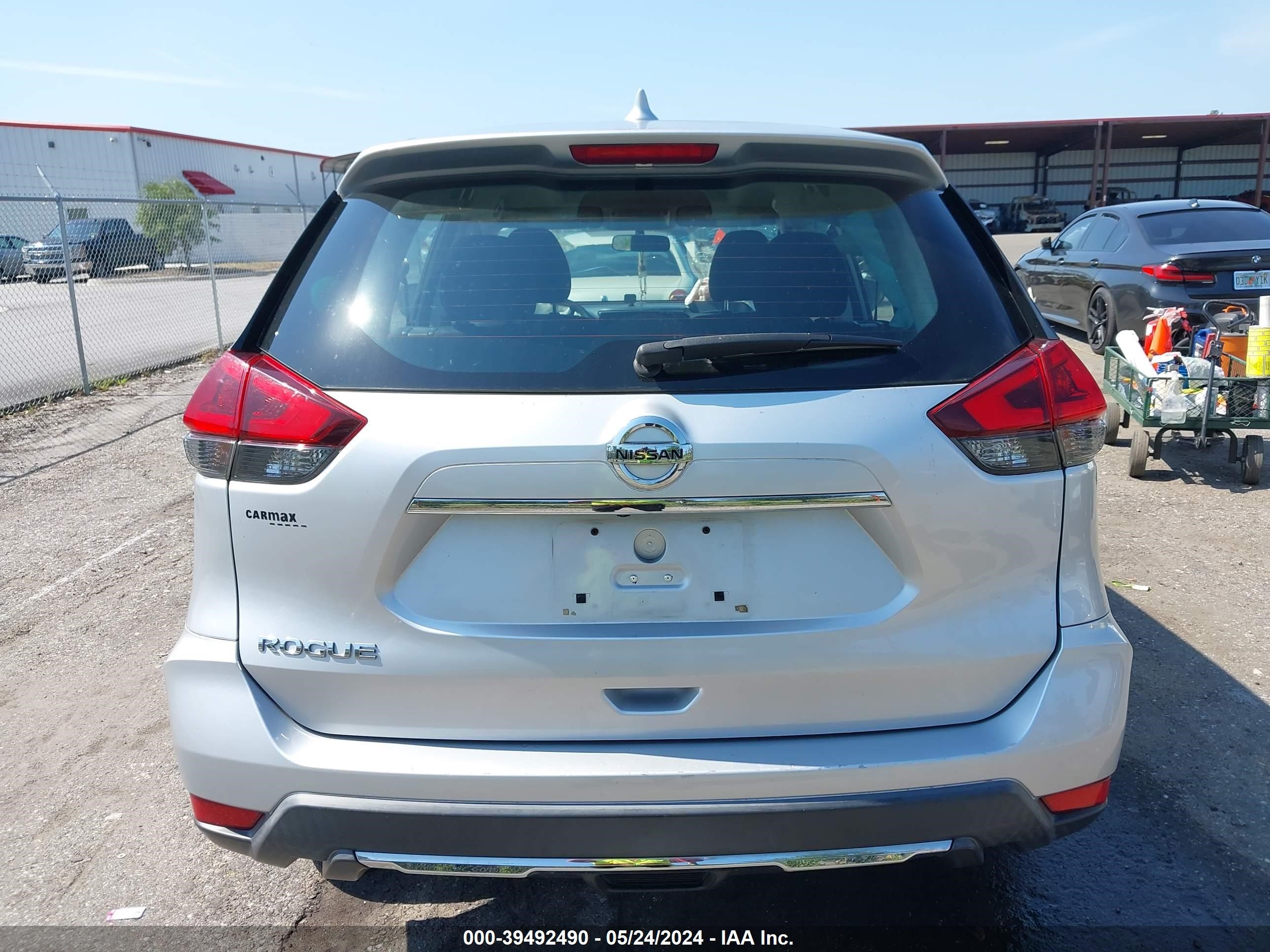 Photo 15 VIN: KNMAT2MT1JP538355 - NISSAN ROGUE 