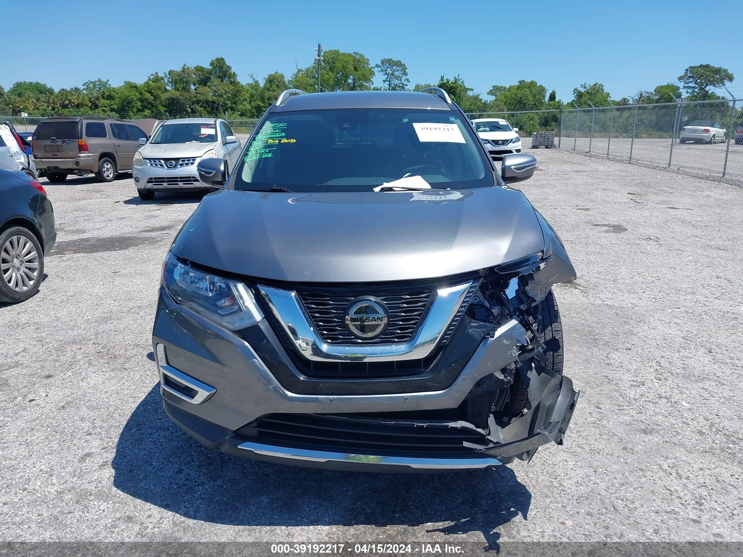 Photo 11 VIN: KNMAT2MT1LP533160 - NISSAN ROGUE 