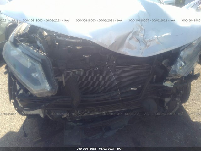 Photo 5 VIN: KNMAT2MT2GP666614 - NISSAN ROGUE 