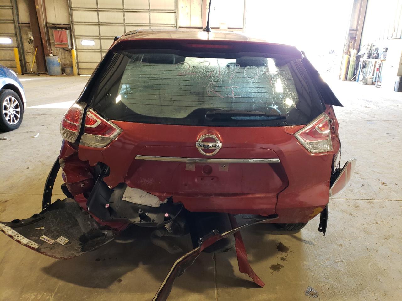 Photo 5 VIN: KNMAT2MT2GP691528 - NISSAN ROGUE 