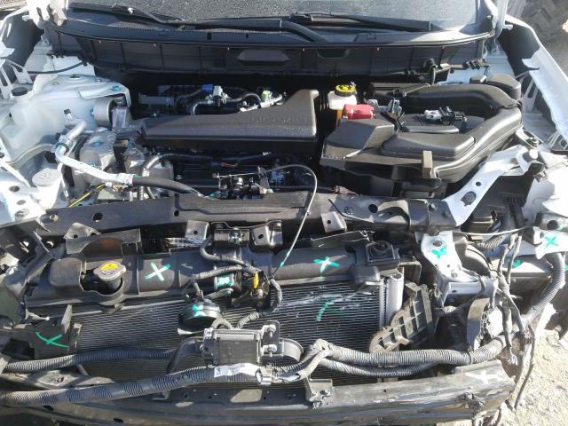 Photo 6 VIN: KNMAT2MT2HP610271 - NISSAN ROGUE 