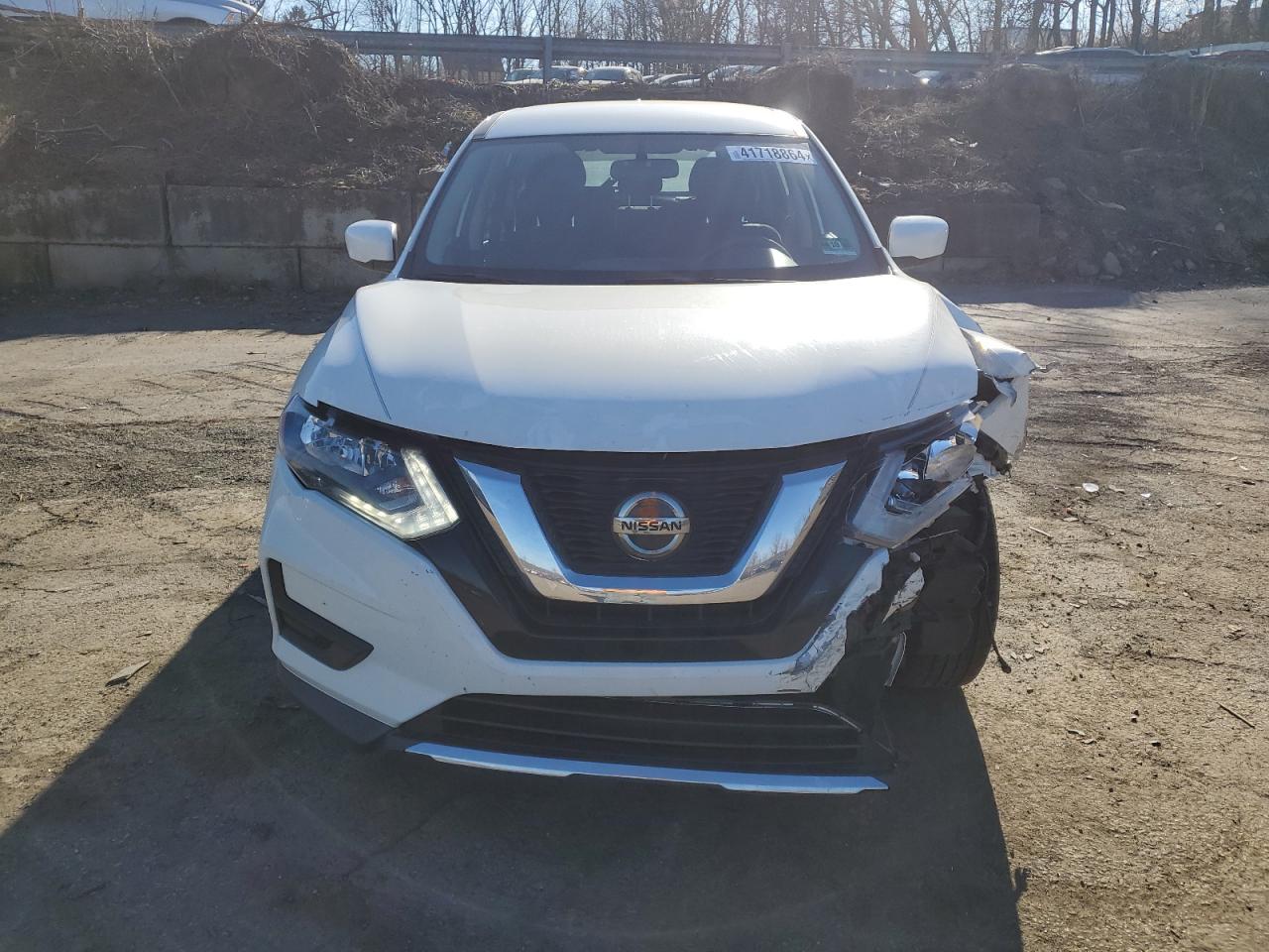 Photo 4 VIN: KNMAT2MT2JP602323 - NISSAN ROGUE 