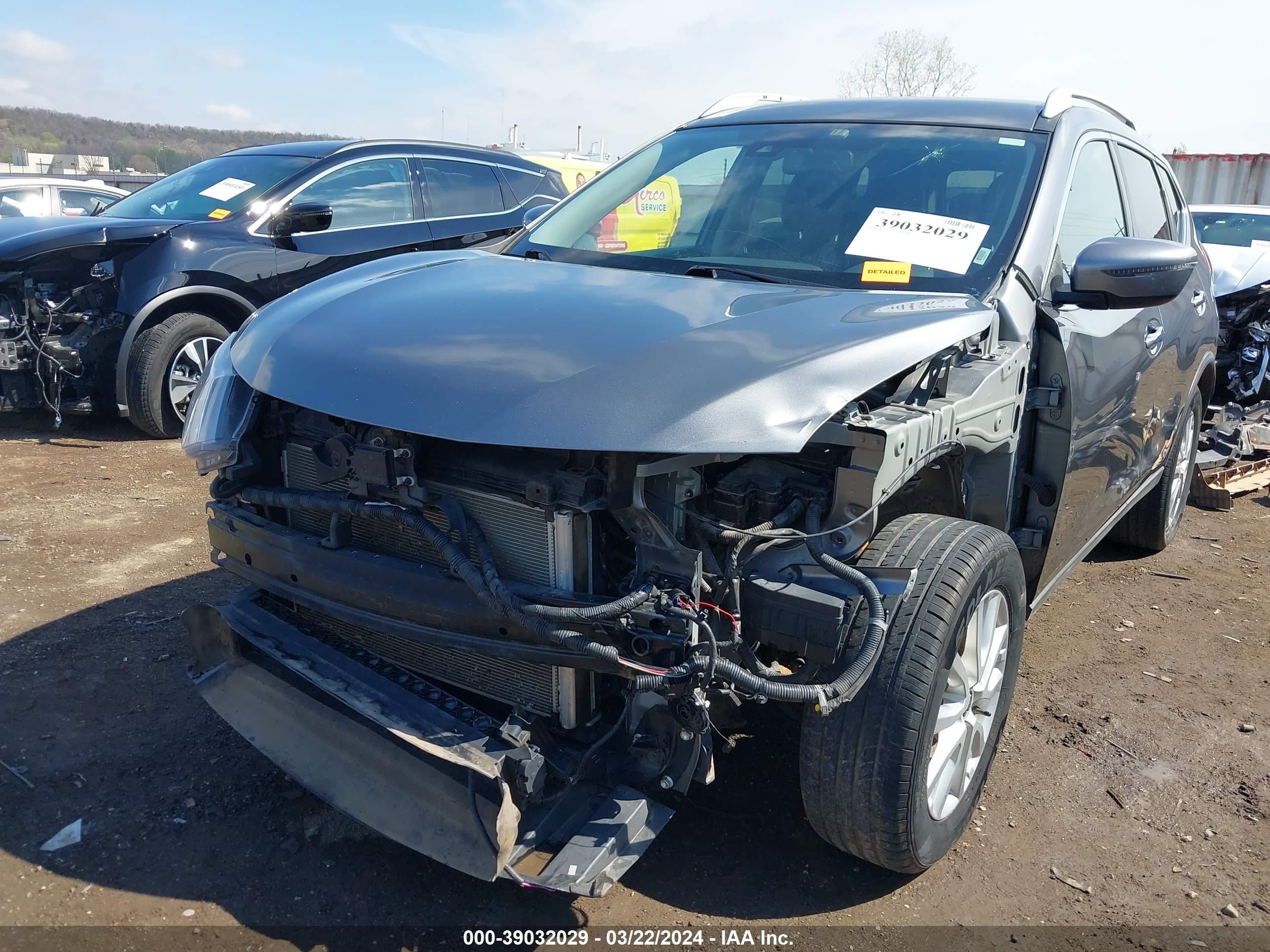 Photo 5 VIN: KNMAT2MT2KP533134 - NISSAN ROGUE 