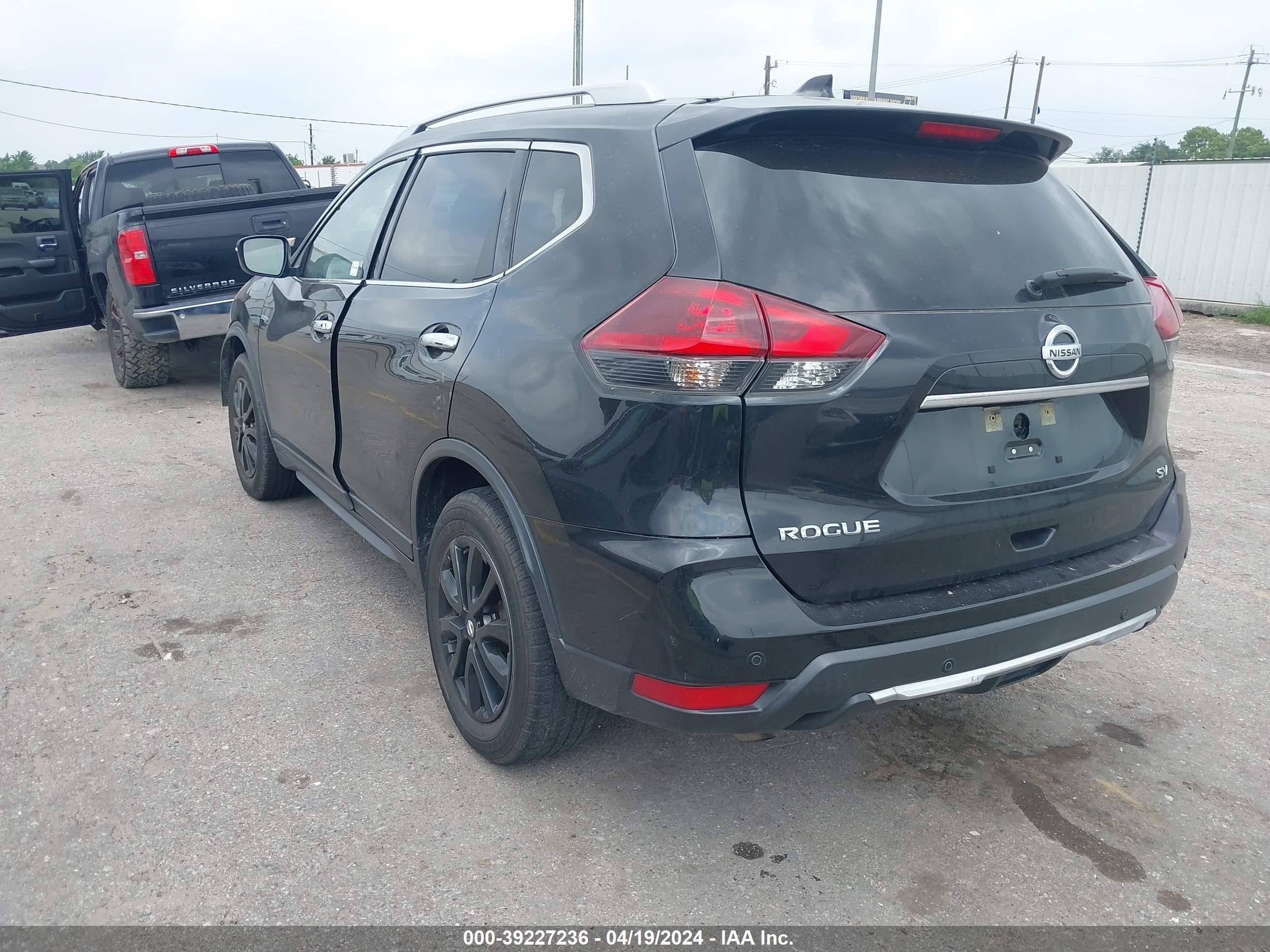 Photo 2 VIN: KNMAT2MT2LP532924 - NISSAN ROGUE 