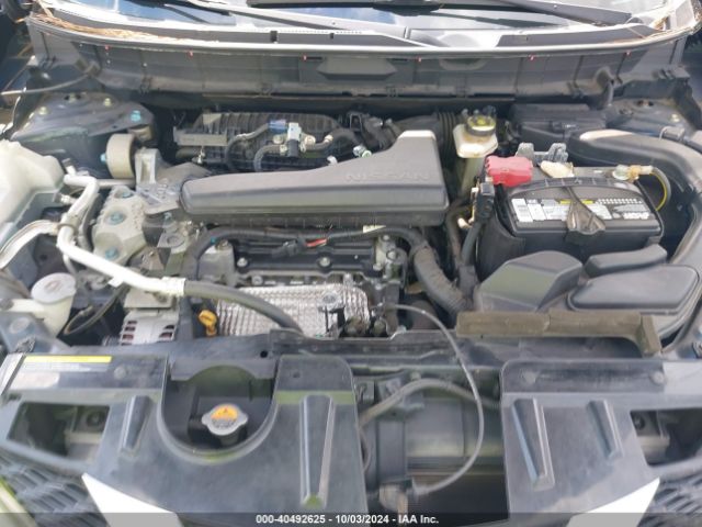 Photo 9 VIN: KNMAT2MT3FP560655 - NISSAN ROGUE 