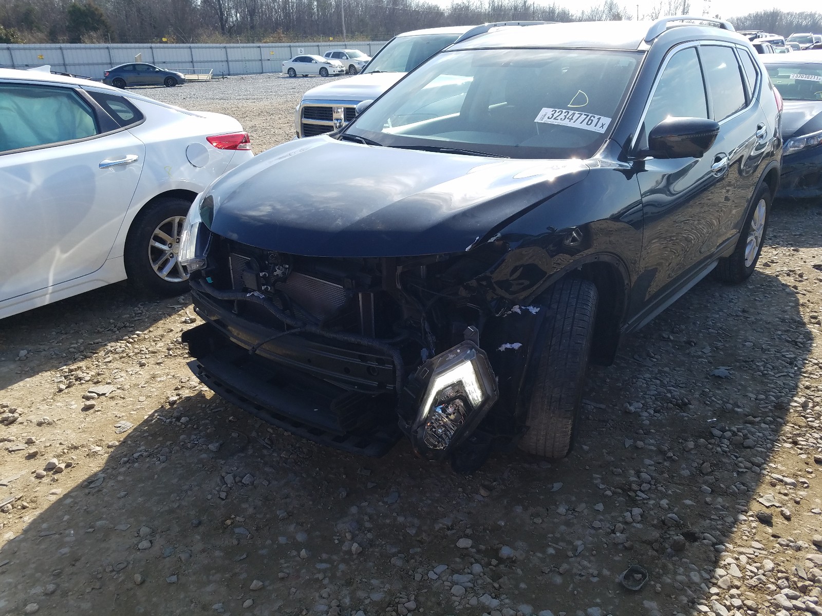 Photo 1 VIN: KNMAT2MT3HP613034 - NISSAN ROGUE 